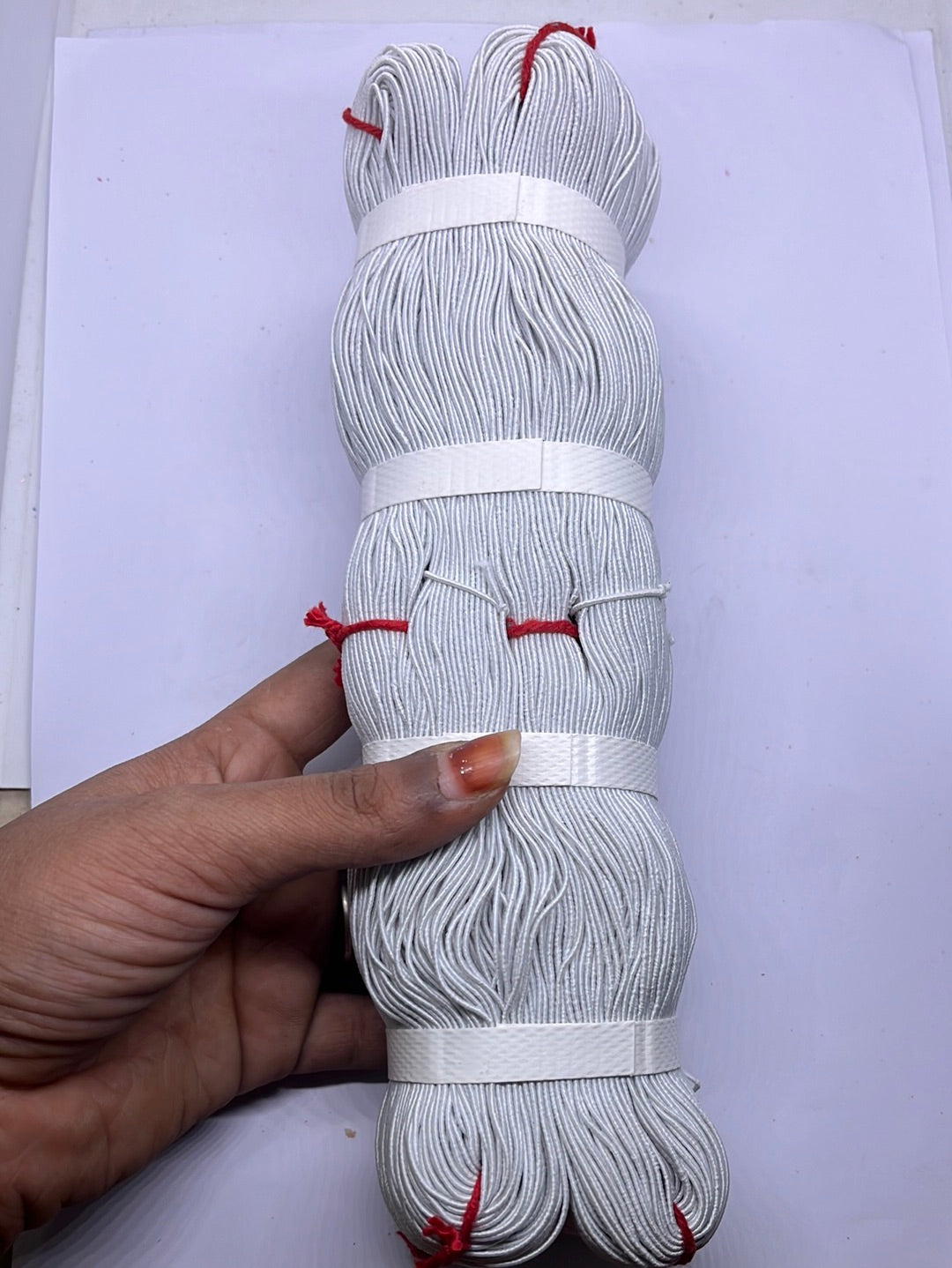 Elastic jute thread embroidery and jewelry making