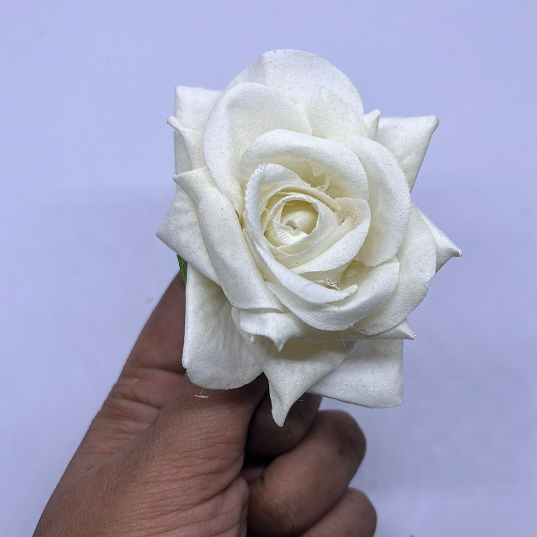 White beautiful big  flower in 10 piece
