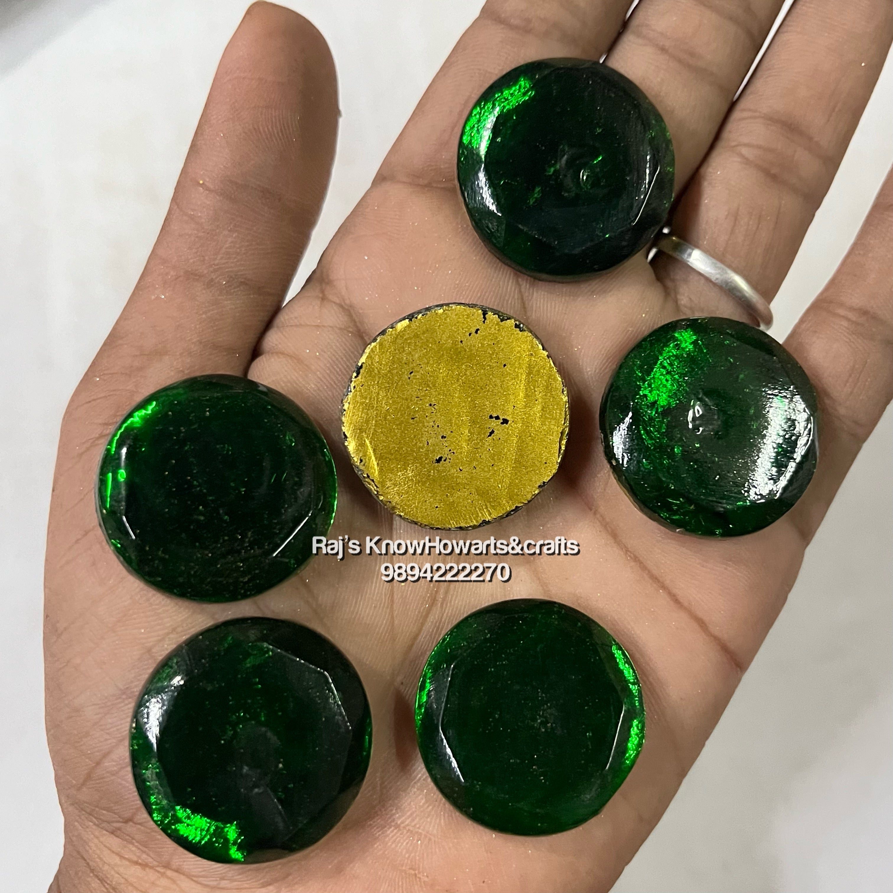 25mm Green Round Tanjore Painting Jaipur Kundan stones -25  stones in a pack - 25GR