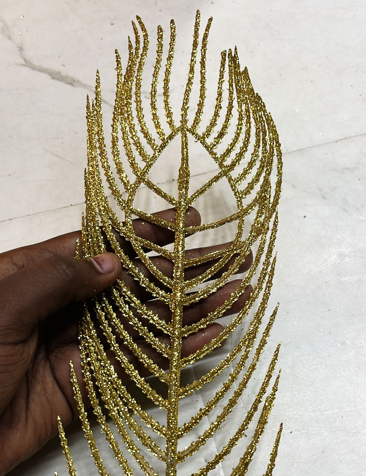Golden glitter Peacock feather-1pack