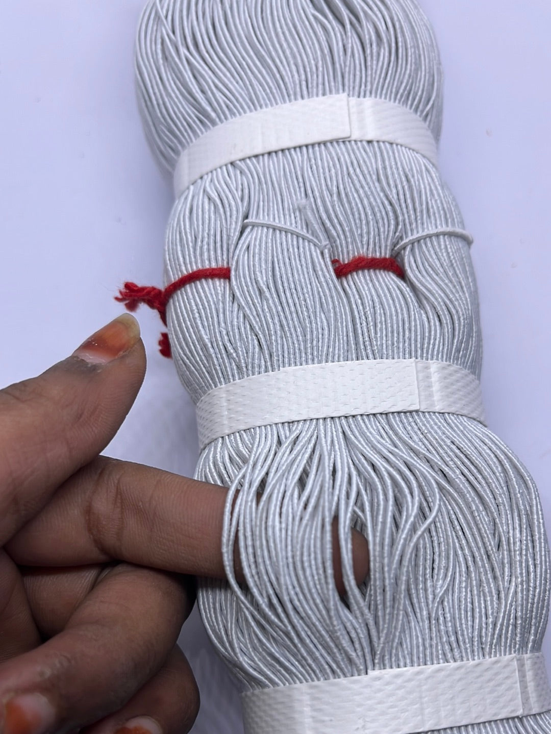 Elastic jute thread embroidery and jewelry making