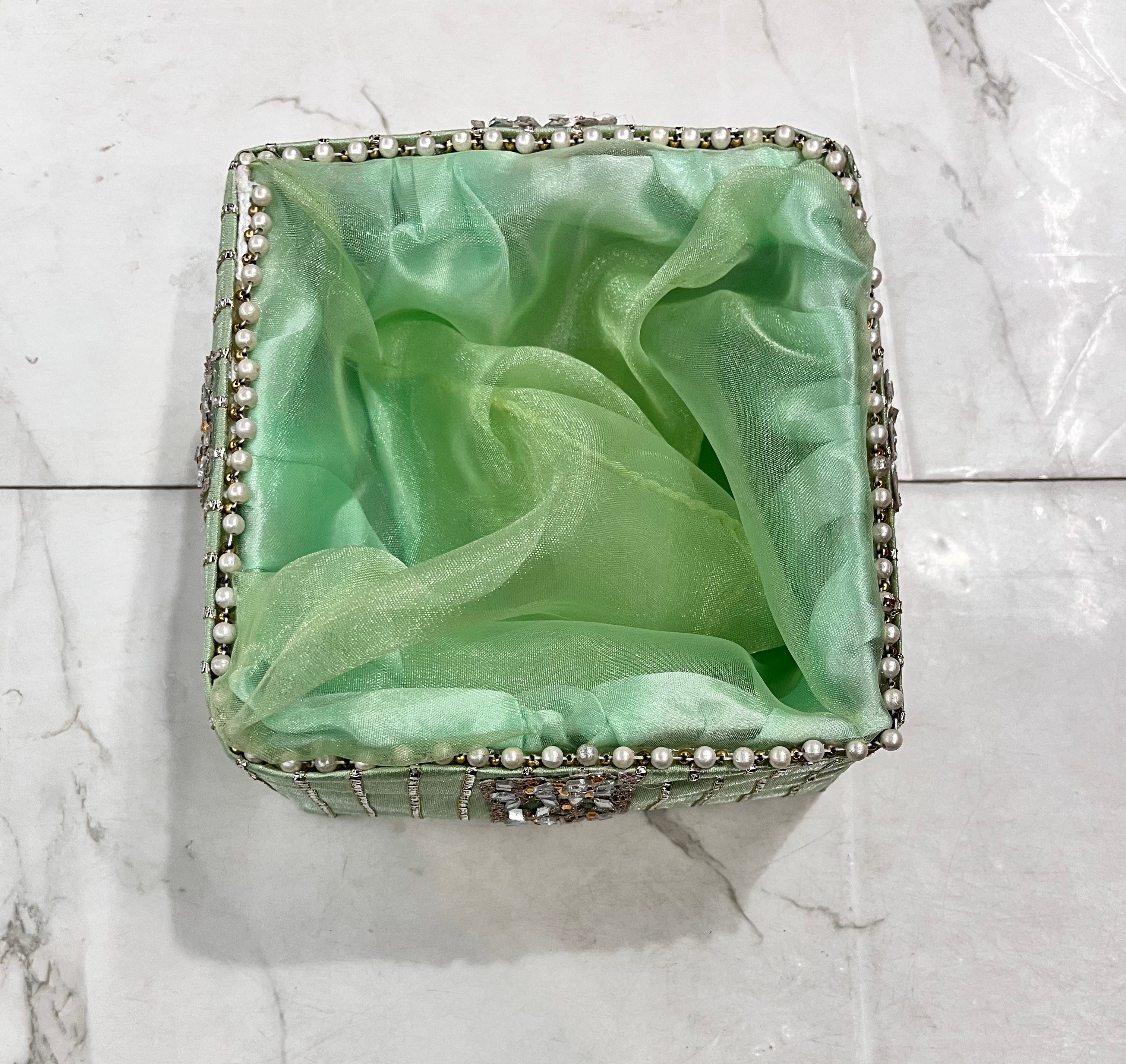 Square pistha green gift hamper basket 6x6&8x8&10x10&12x12 4piece set -1pack