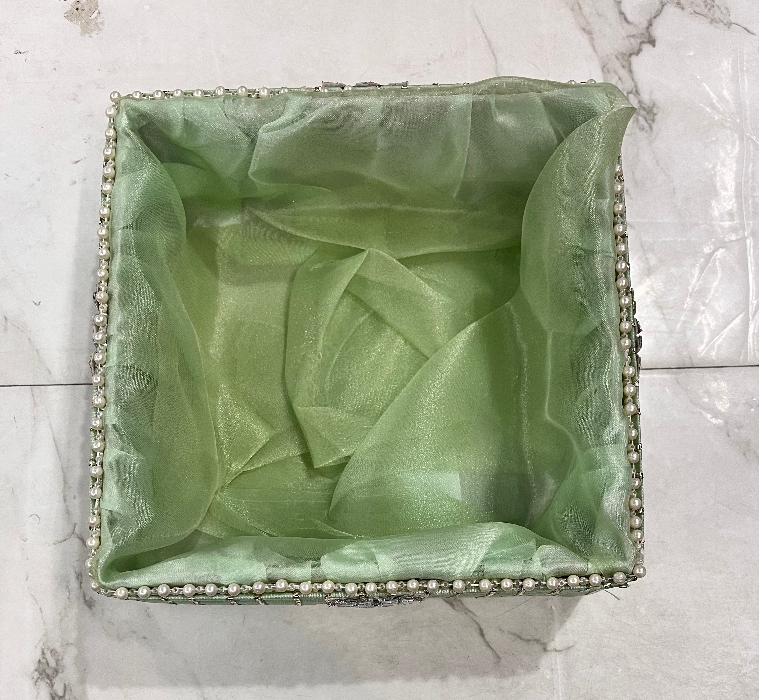 Square pistha green gift hamper basket 6x6&8x8&10x10&12x12 4piece set -1pack