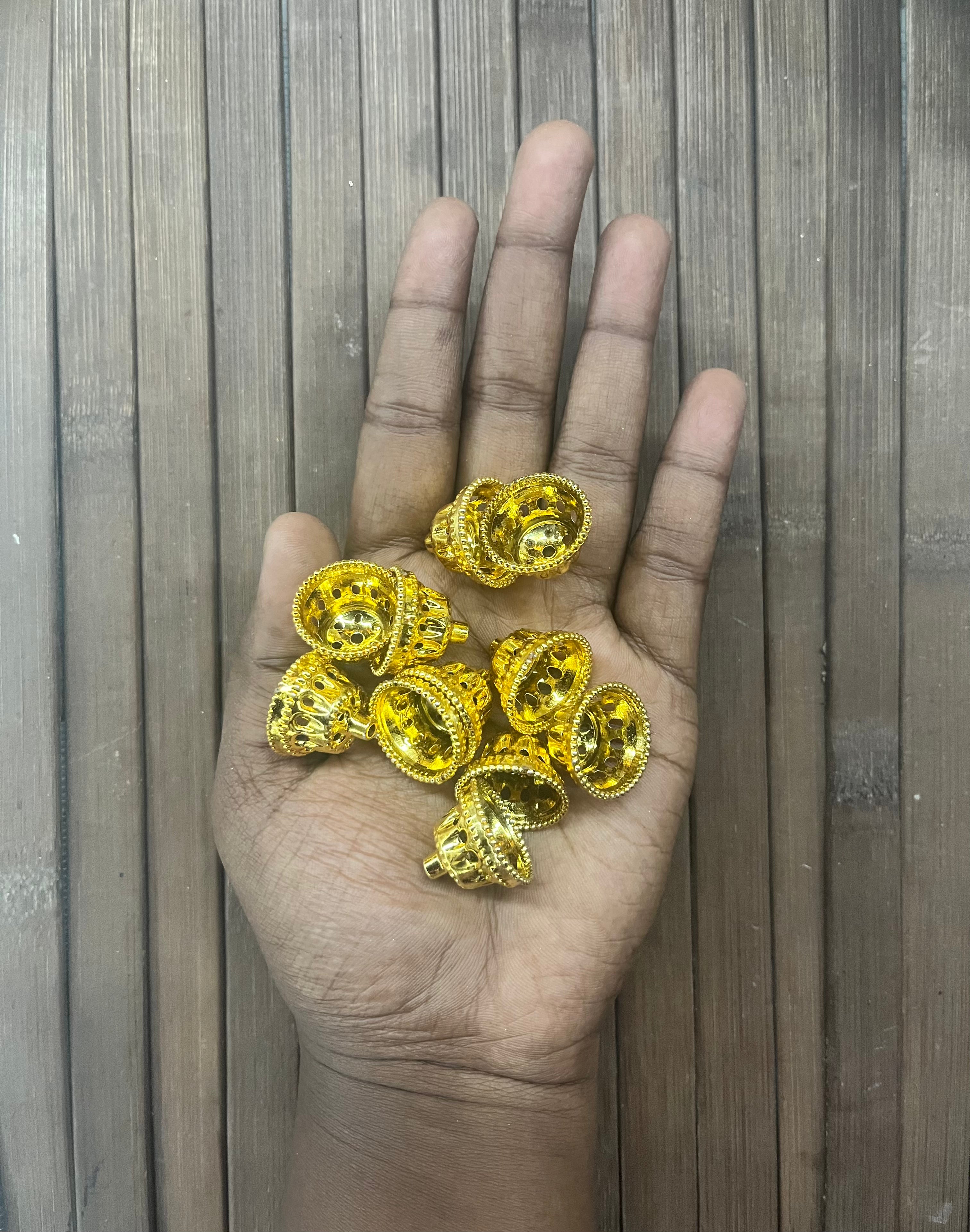 Acrylic gold thoranam beads 1inch- 50g pack