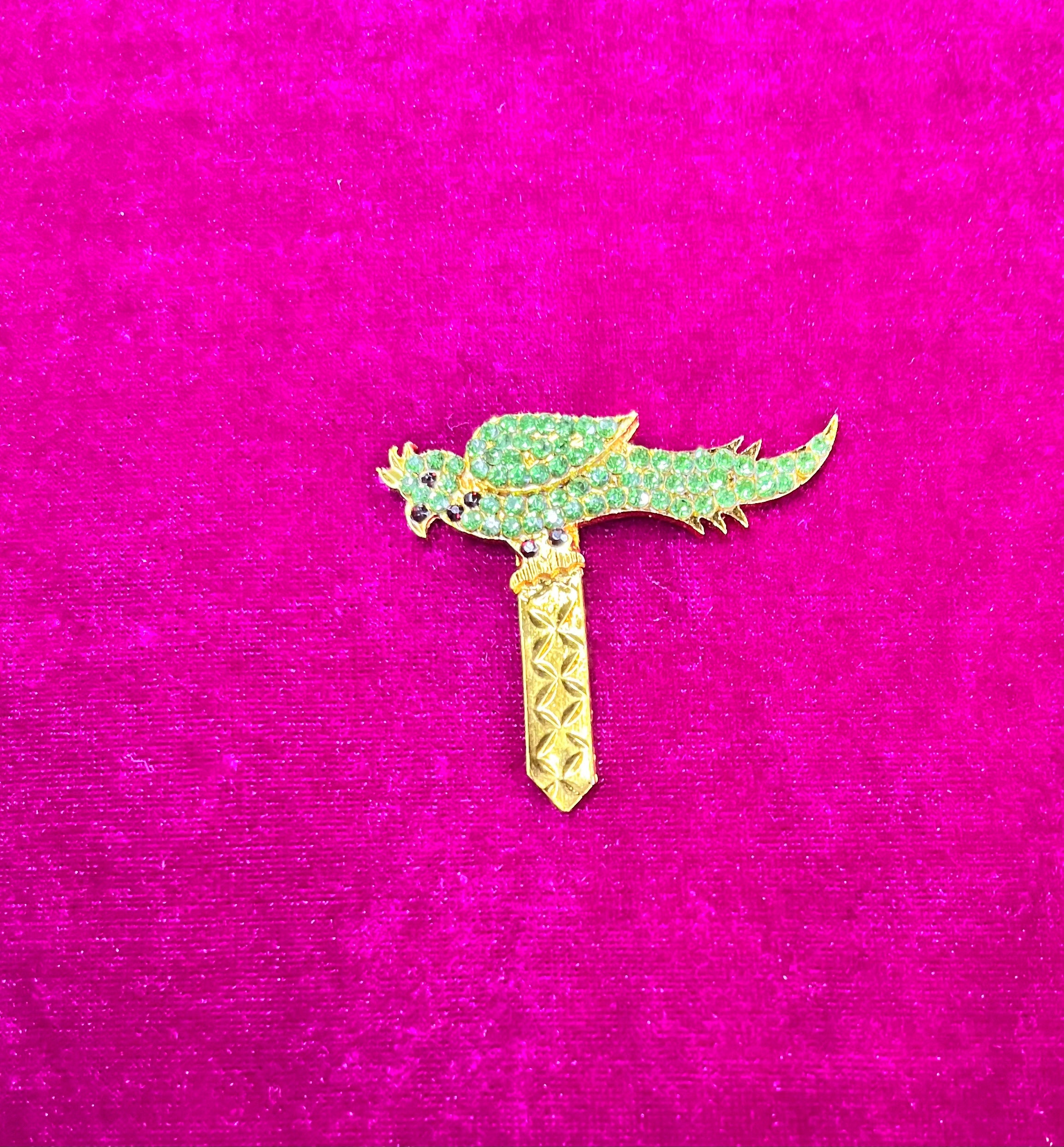 Green stone hand parrot 1.5inch  goddess jewellery -1piece pack