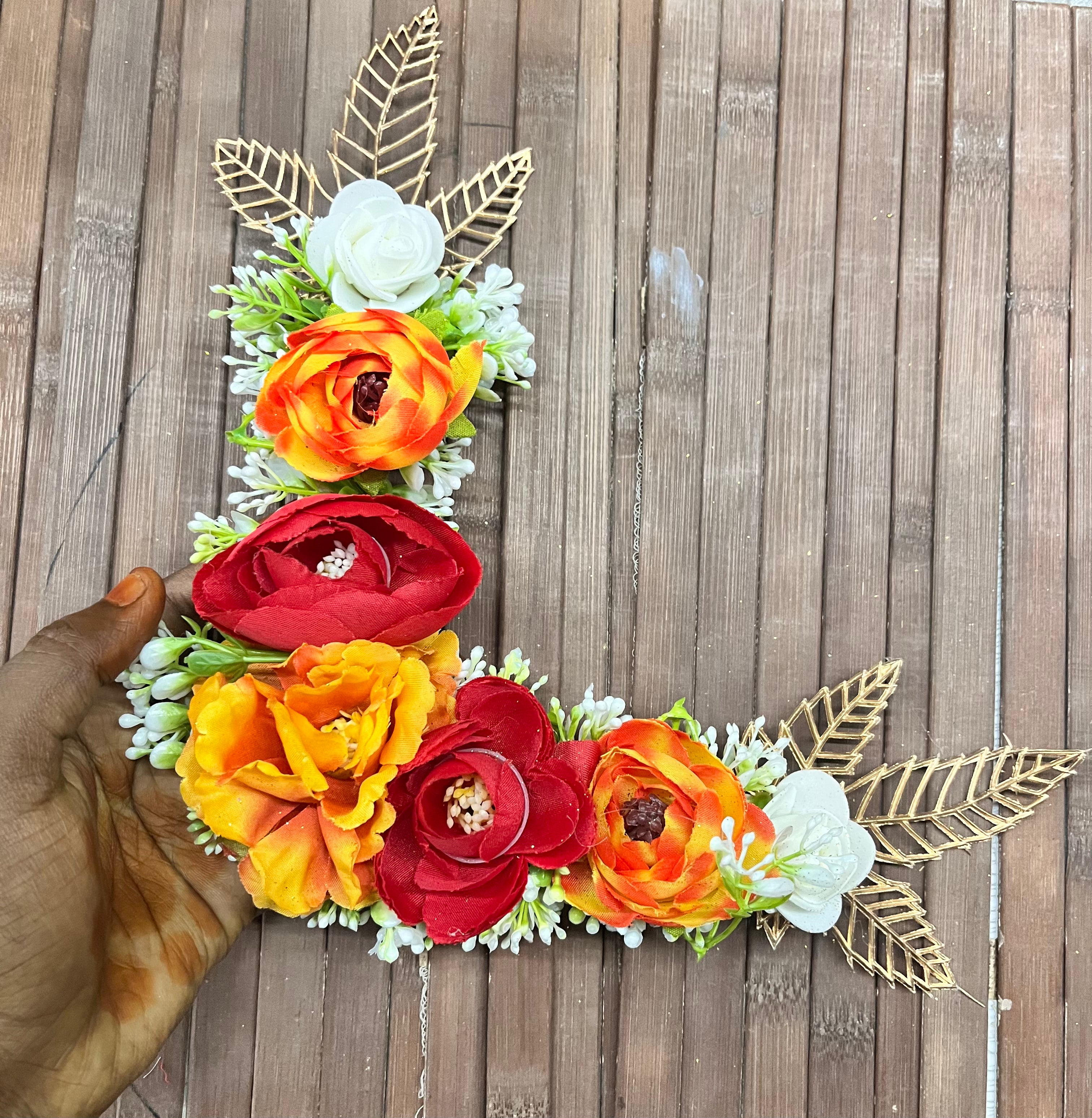 Floral border broach L shape. Set of 2