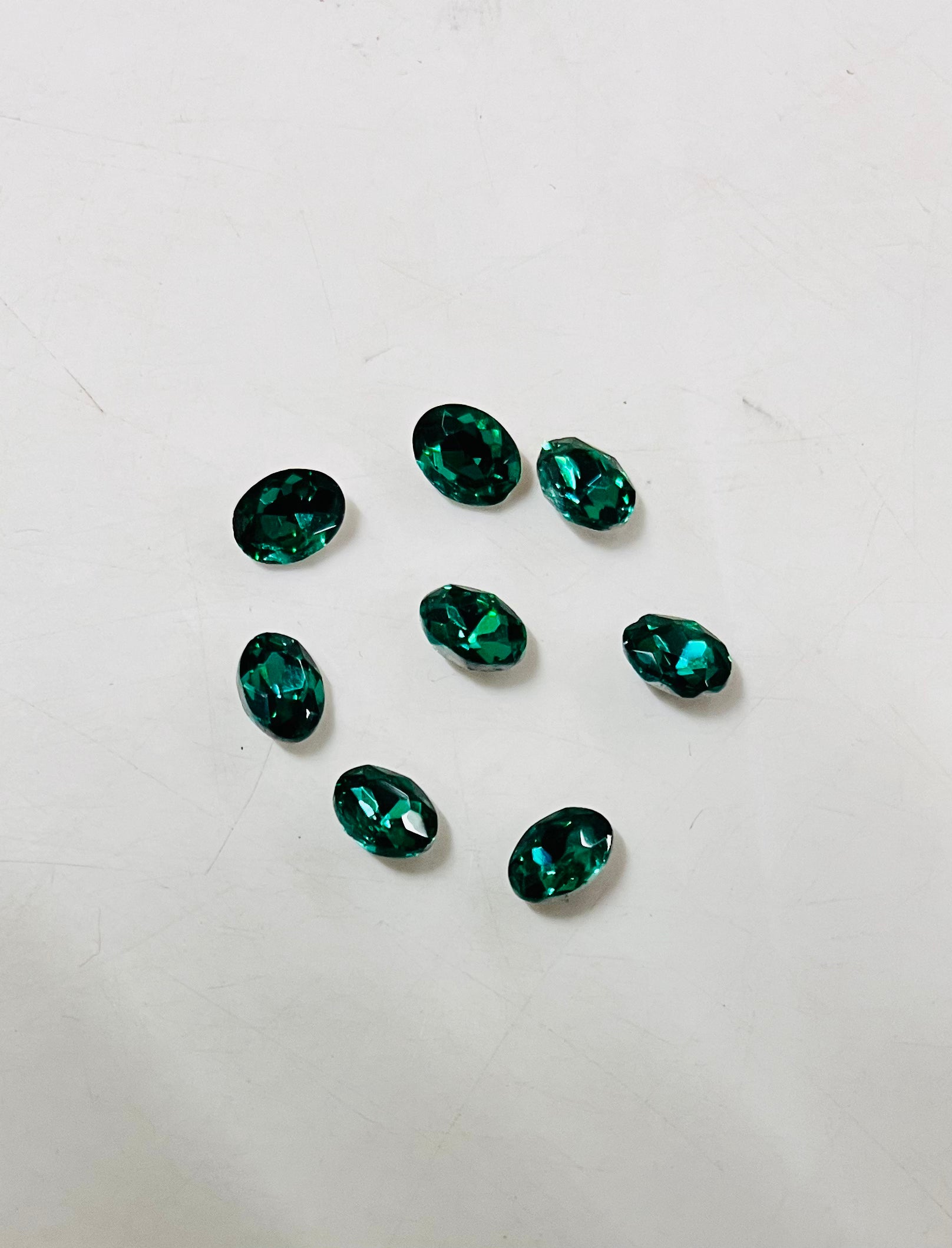 8x6 AD oval green  stone Tanjore Painting American diamond Kundan stones-8 stones in a pack