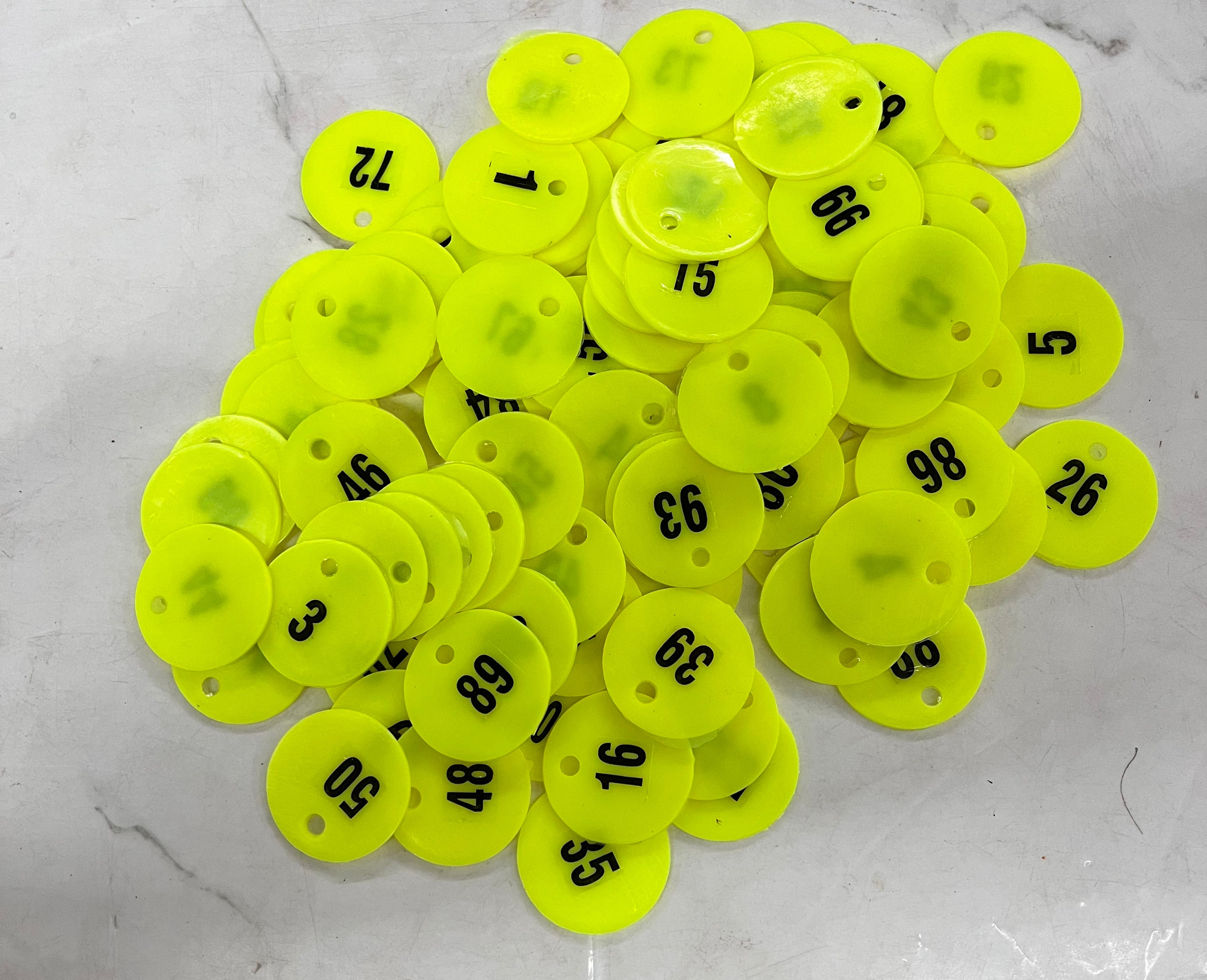 Plastic Token with hole 1-100 token -1pack