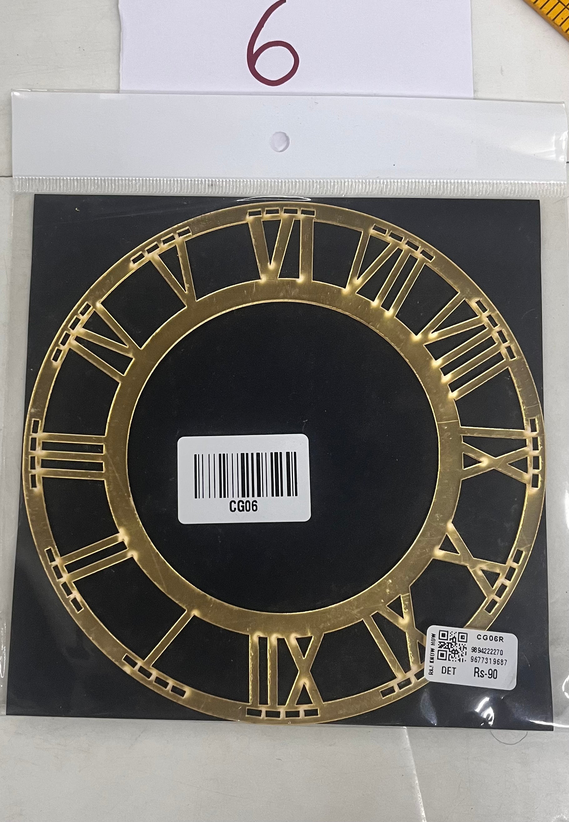 Acrylic clock round roman letter