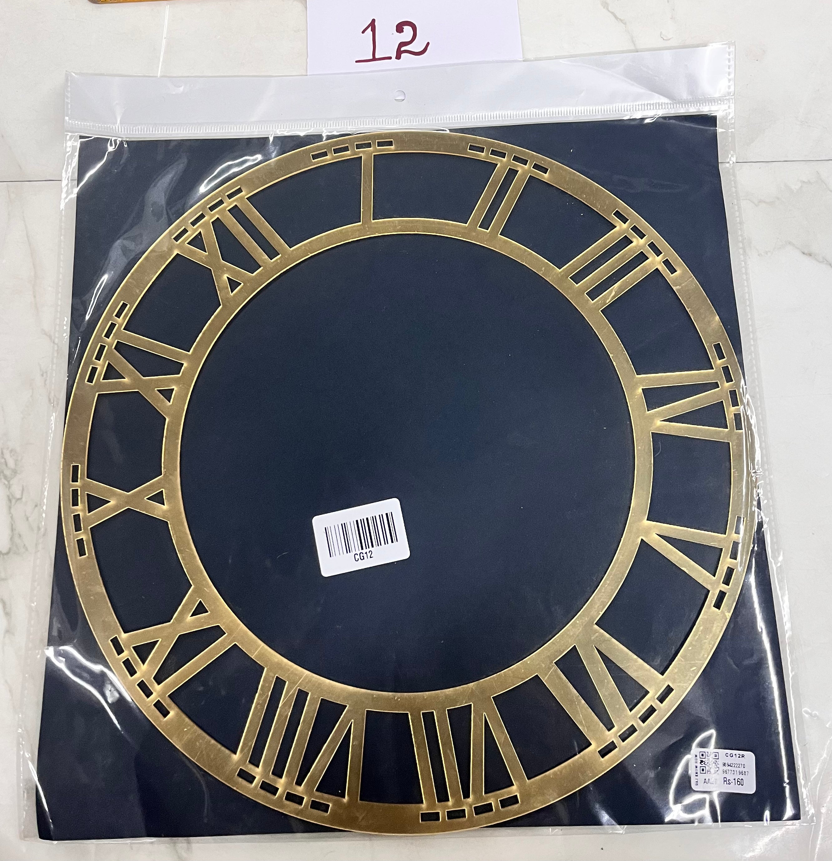 Acrylic clock round roman letter