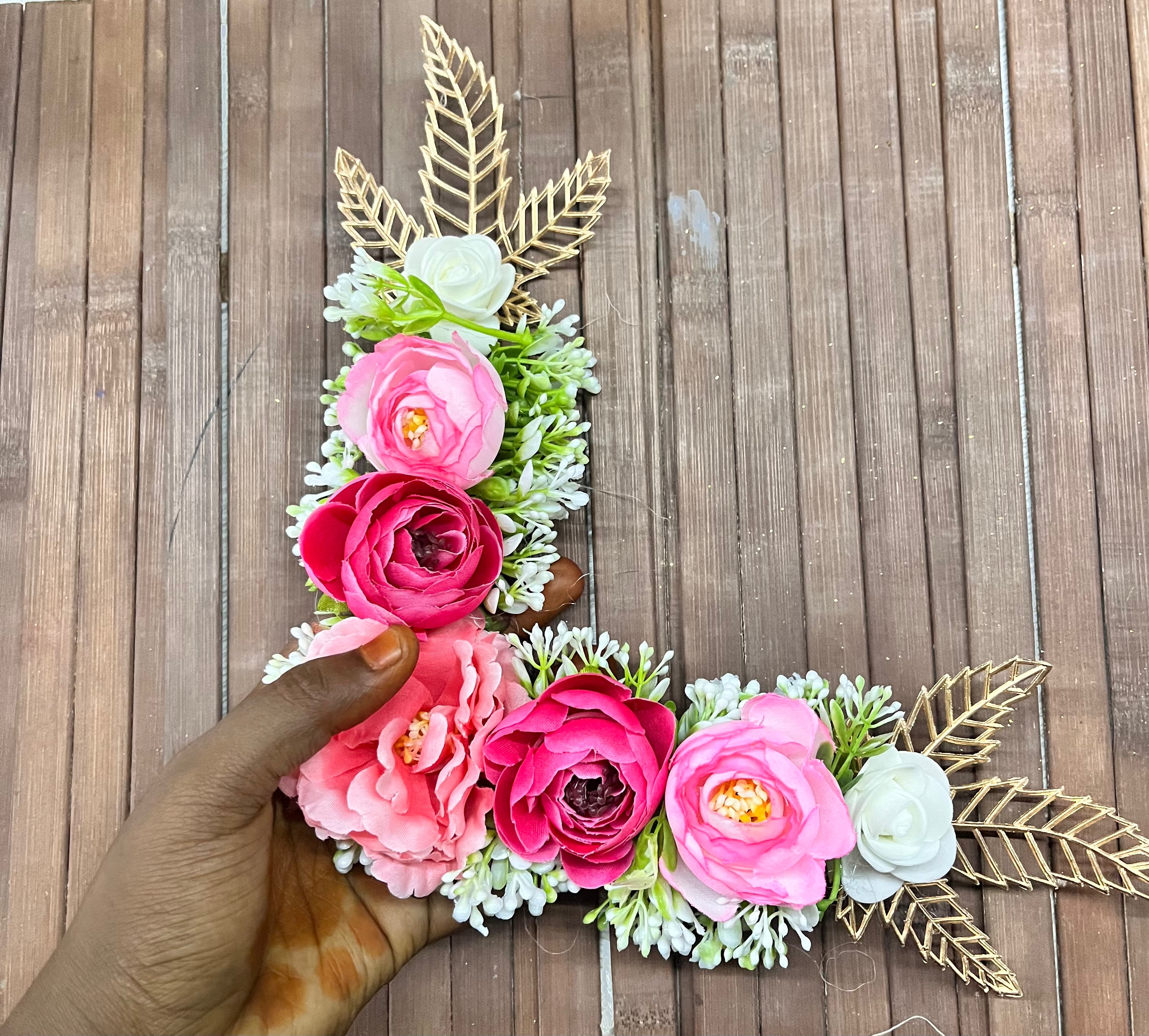 Floral border broach L shape. Set of 2