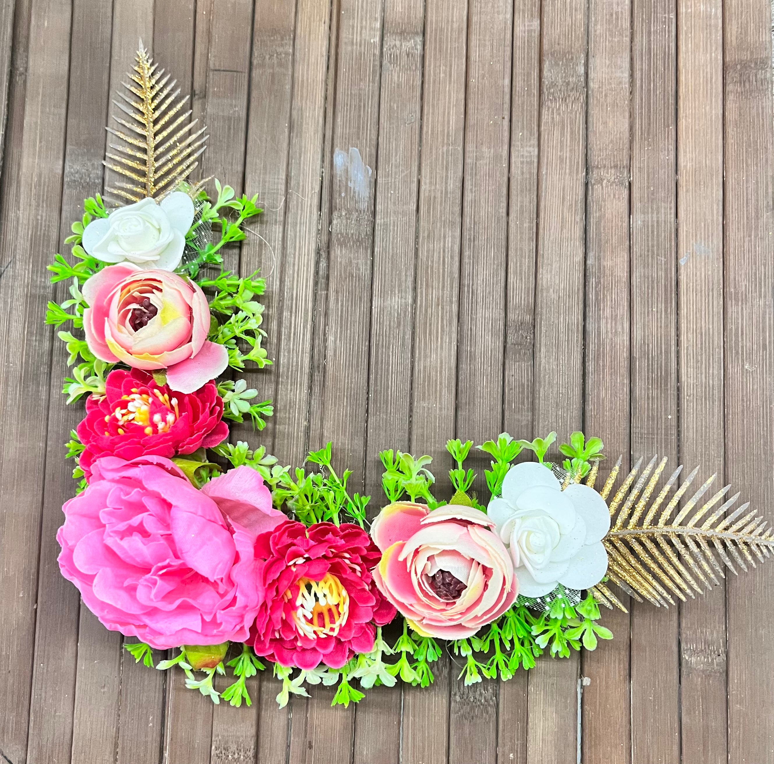 Floral border broach L shape. Set of 2