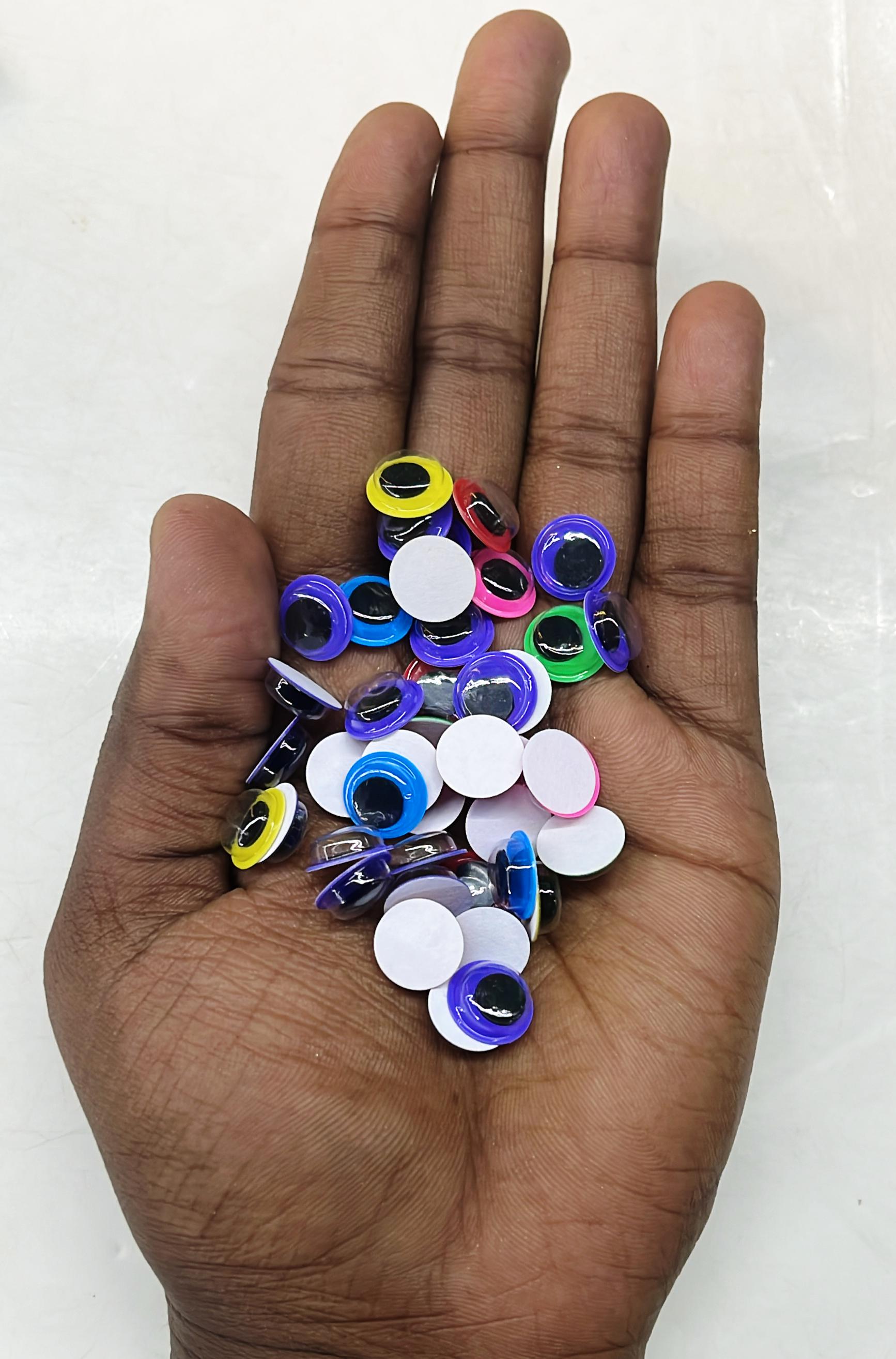 Google eyes multicolour sticker different size available in a pack