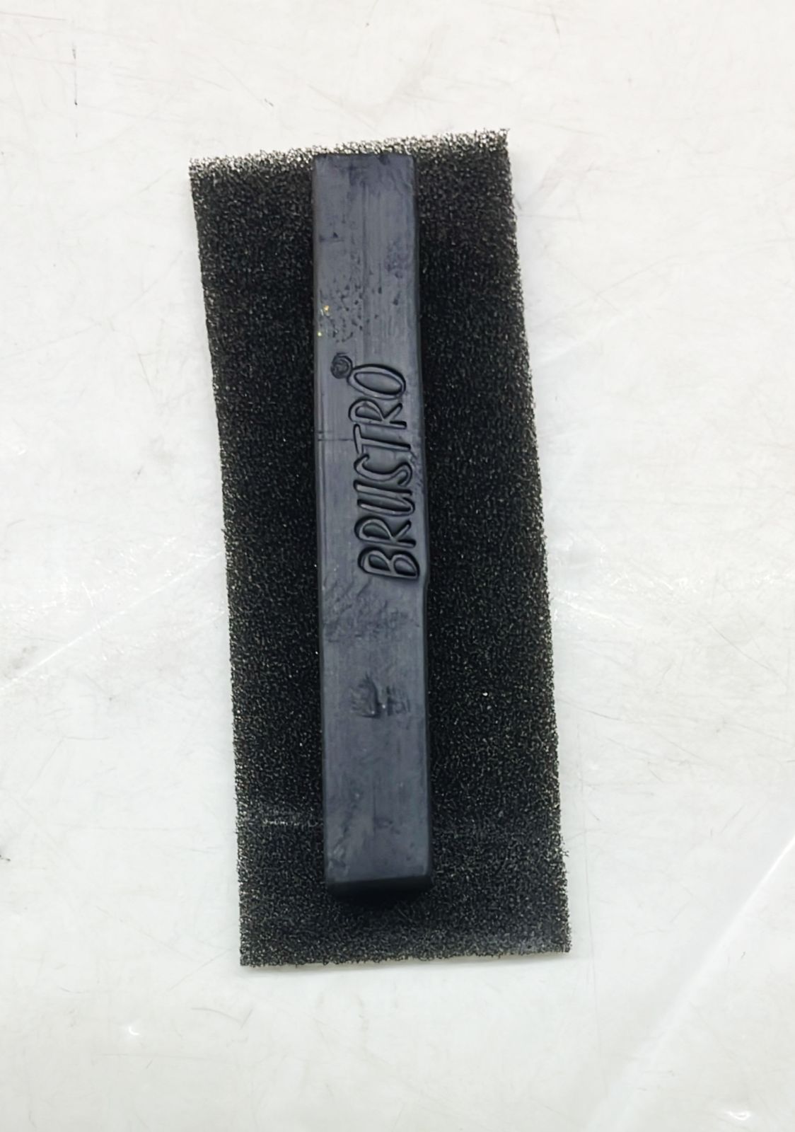 Brustro compressed charcoal sticks set of 6 -1pack