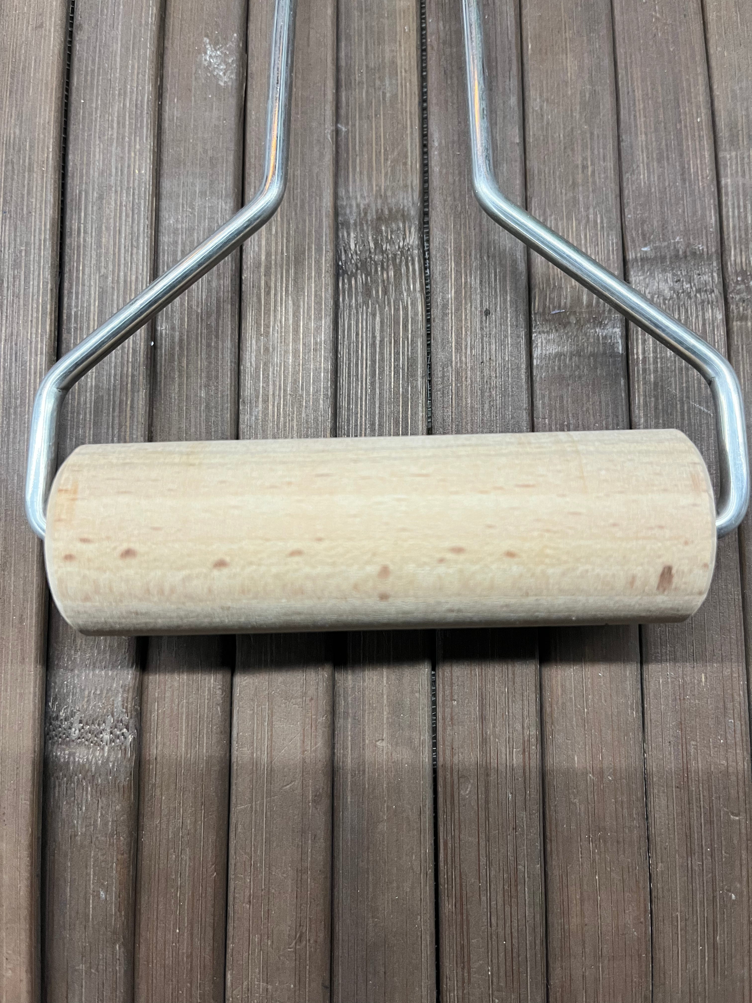 Wood clay roller -1 piece