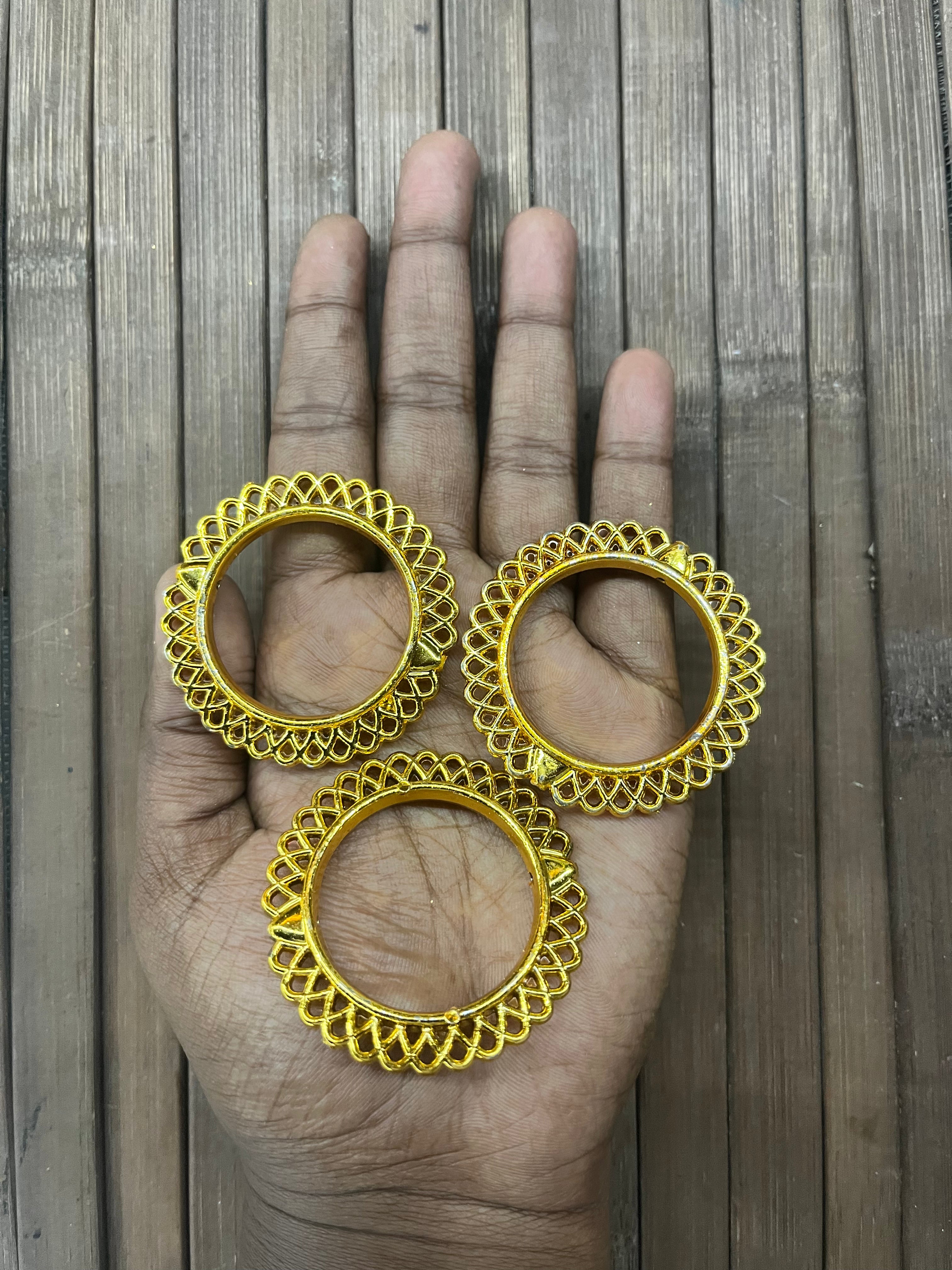 Acrylic gold thoranam ring -4inch 50g pack