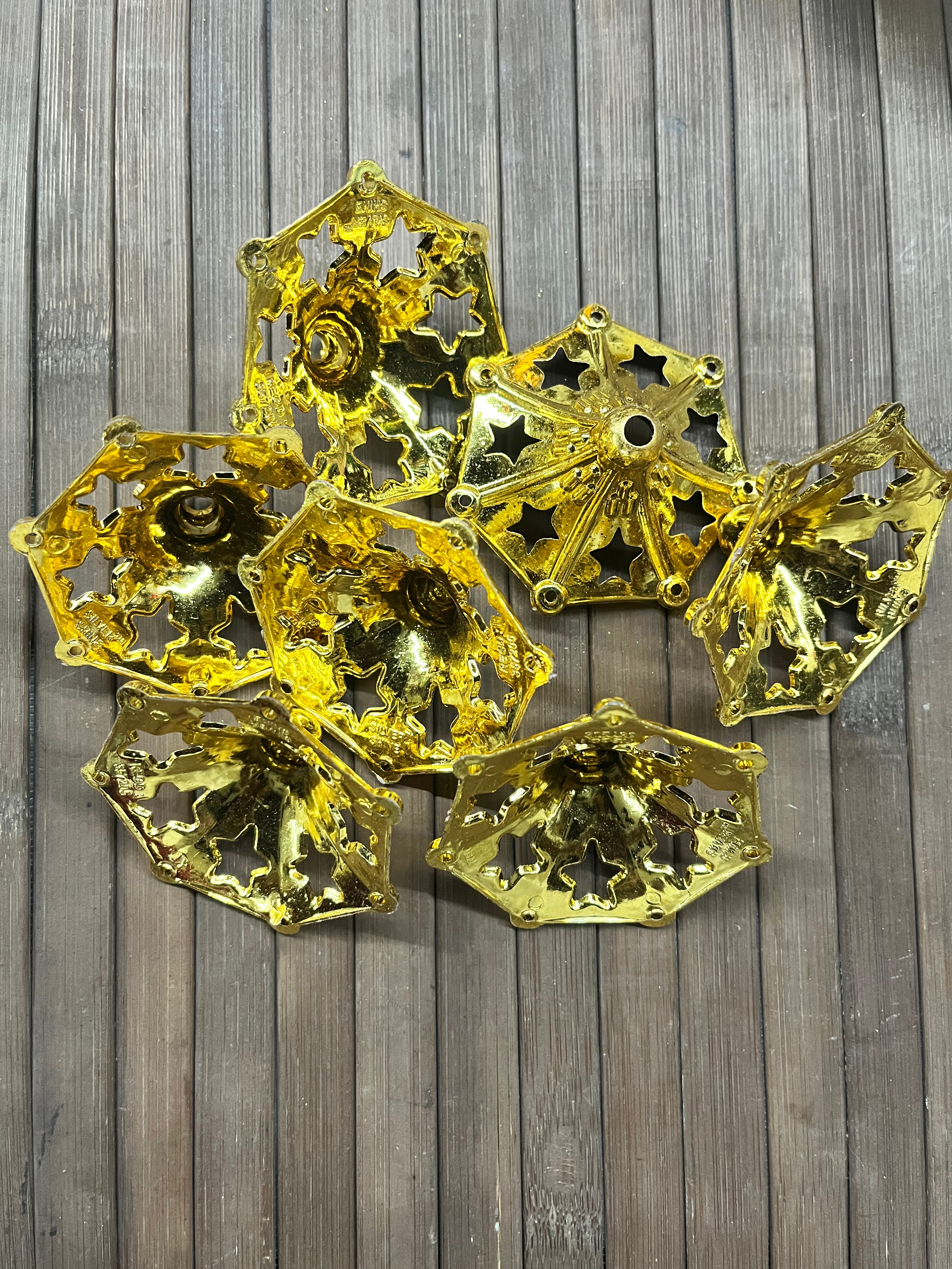 Acrylic gold thoranam 5.5inch 50g pack