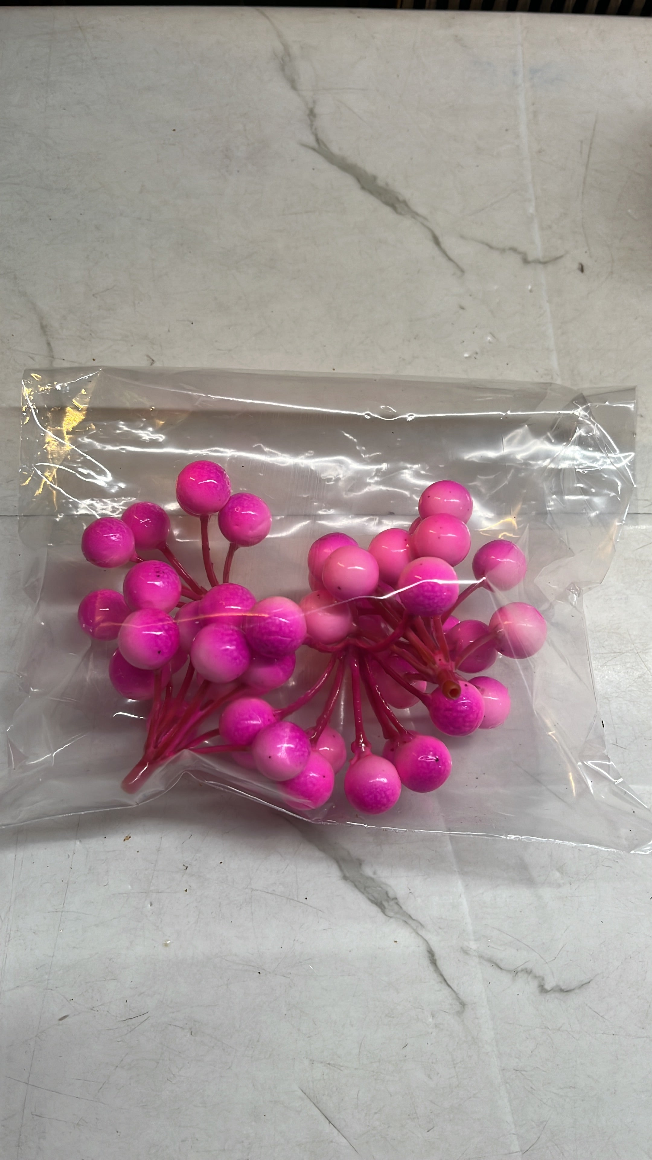 Artificial berries Dark pink 5 piece pack