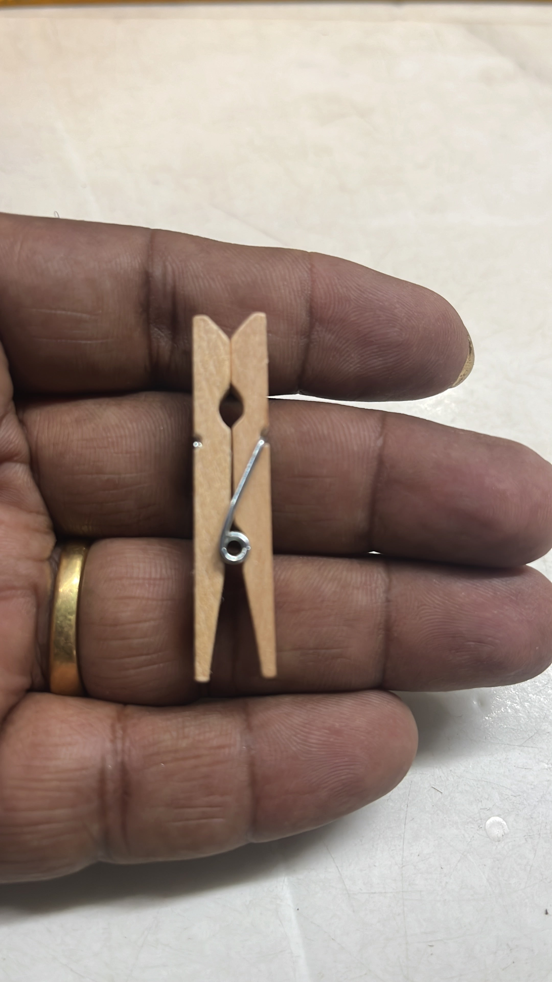 Wooden clip natural colour 3 sizes-50 piece pack