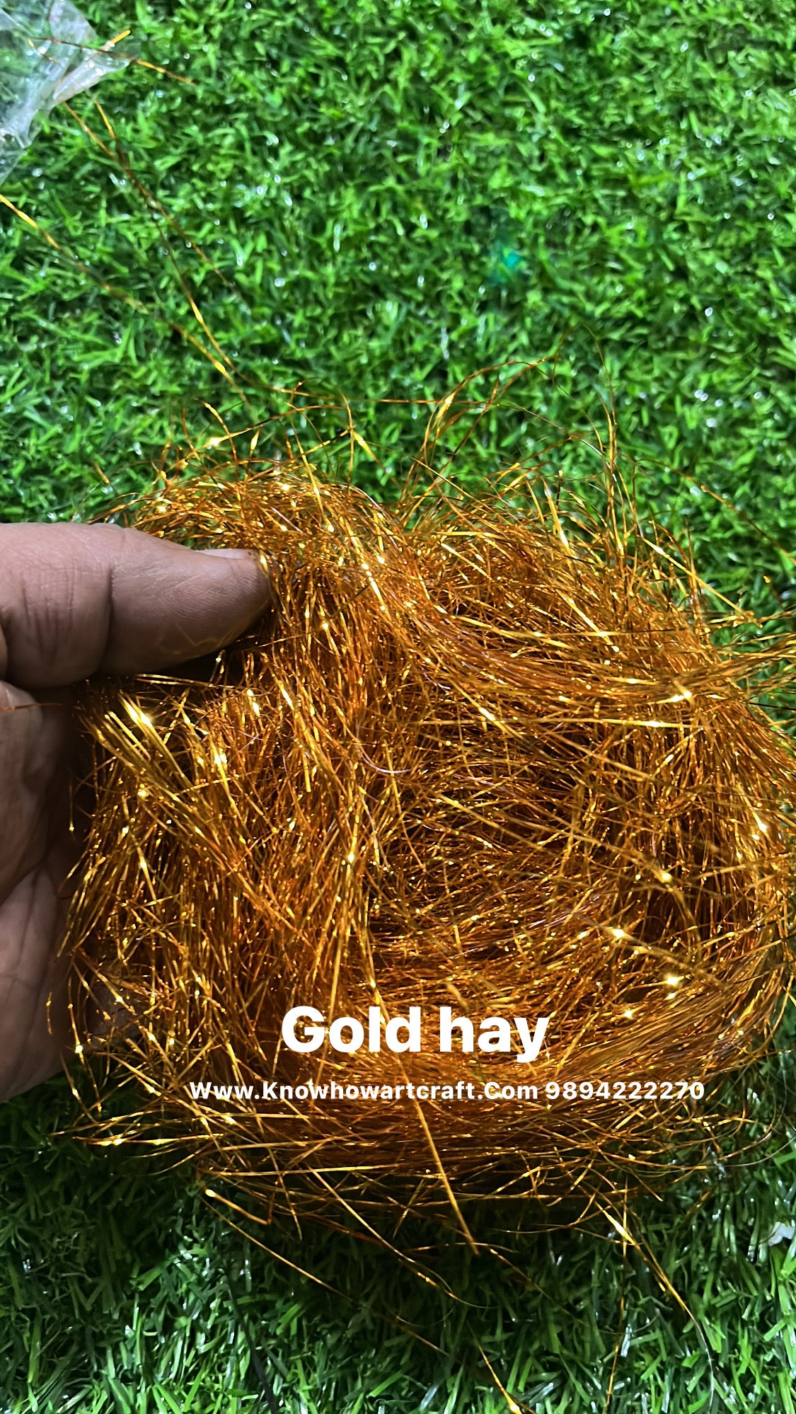 Gold hay