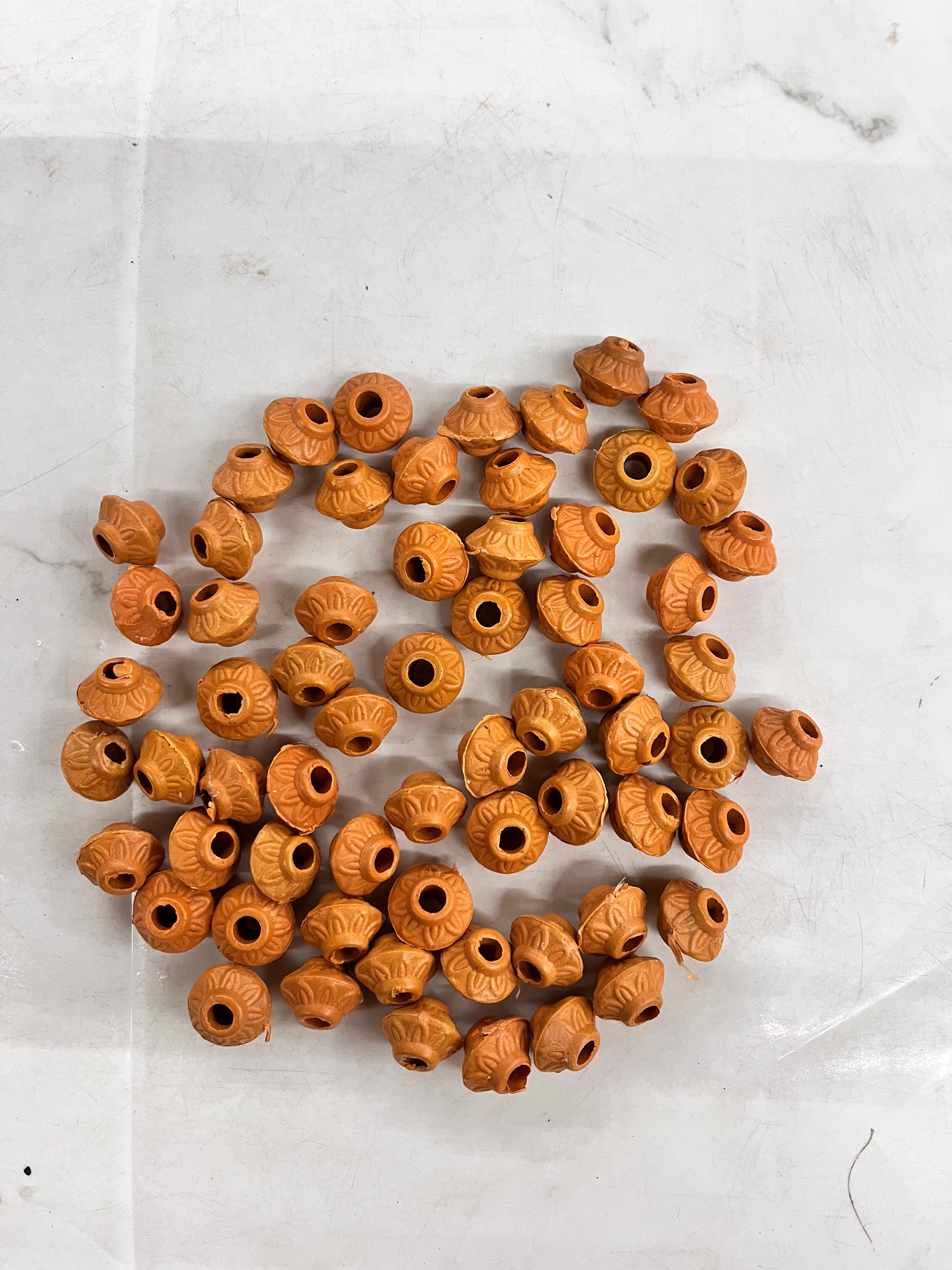 Thabela plastic beads -100g pack