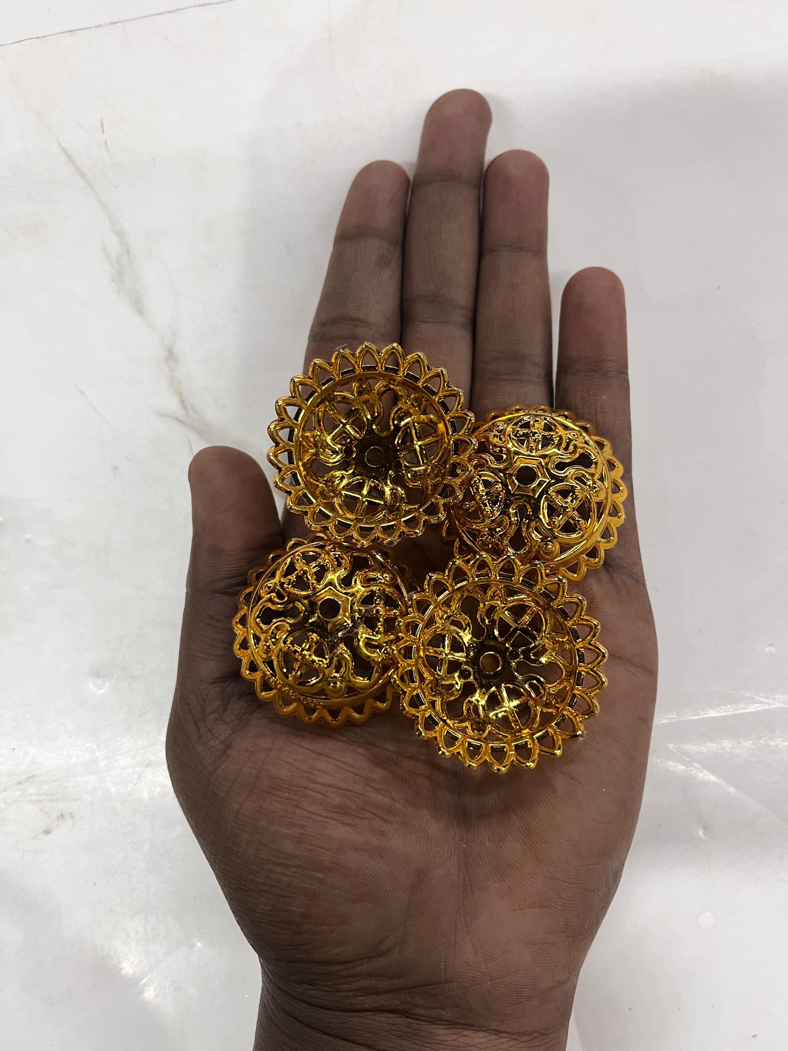 Golden plastic jumbo garland  head cap small size-50g pack