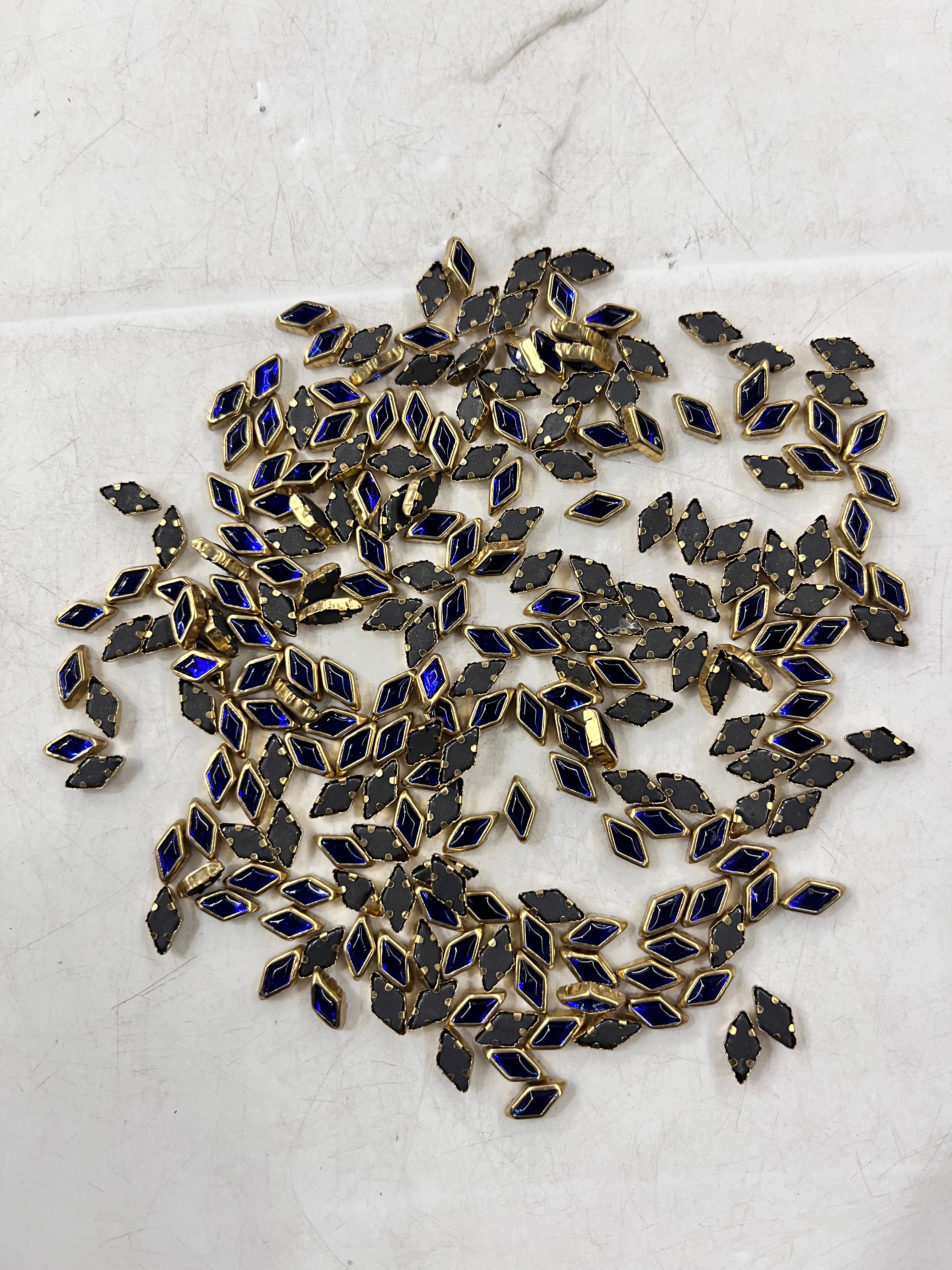 Diamond frame kundan stone 4mm 50g-1pack difference colours available -DFKN