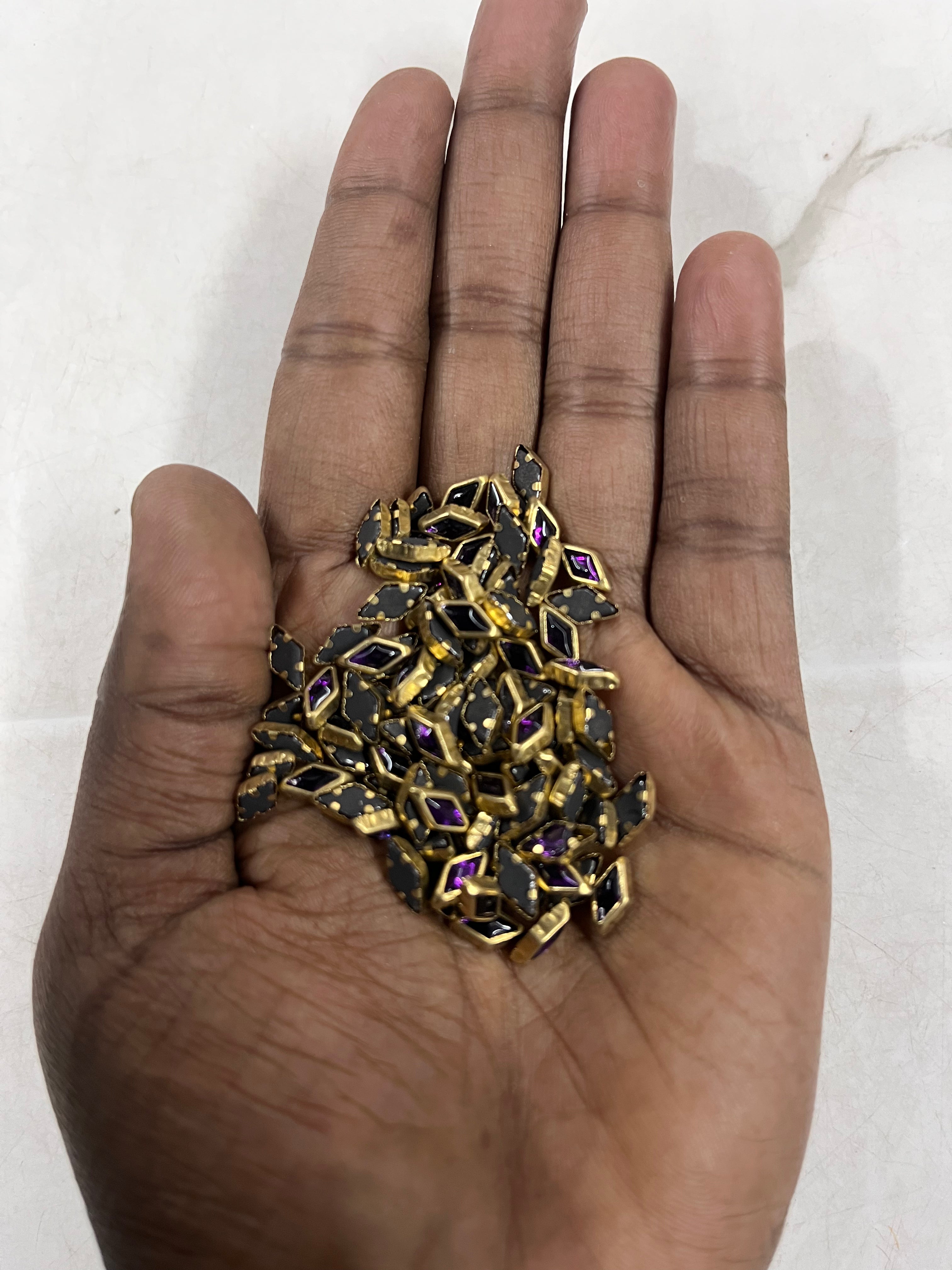 Diamond frame kundan stone 4mm 50g-1pack difference colours available -DFKN