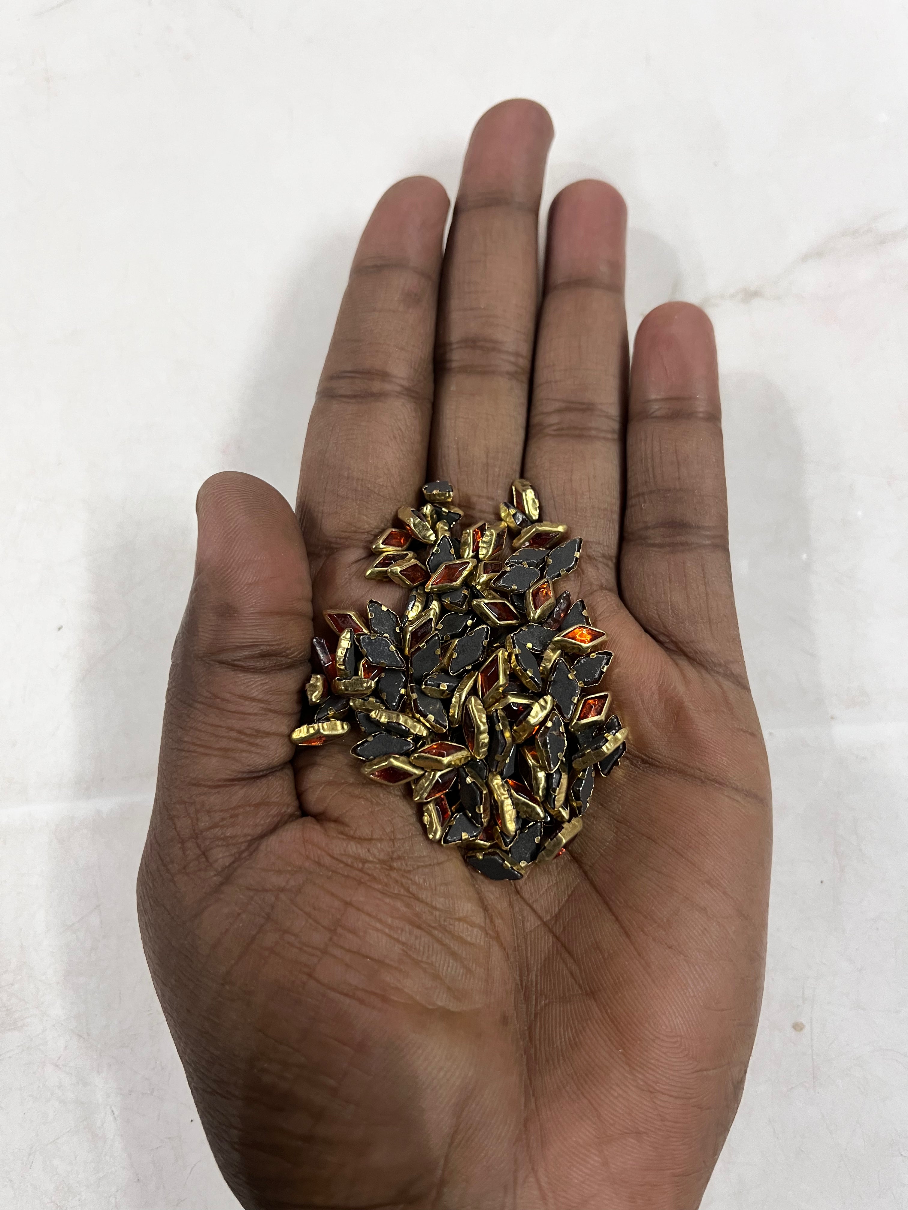 Diamond frame kundan stone 4mm 50g-1pack difference colours available -DFKN