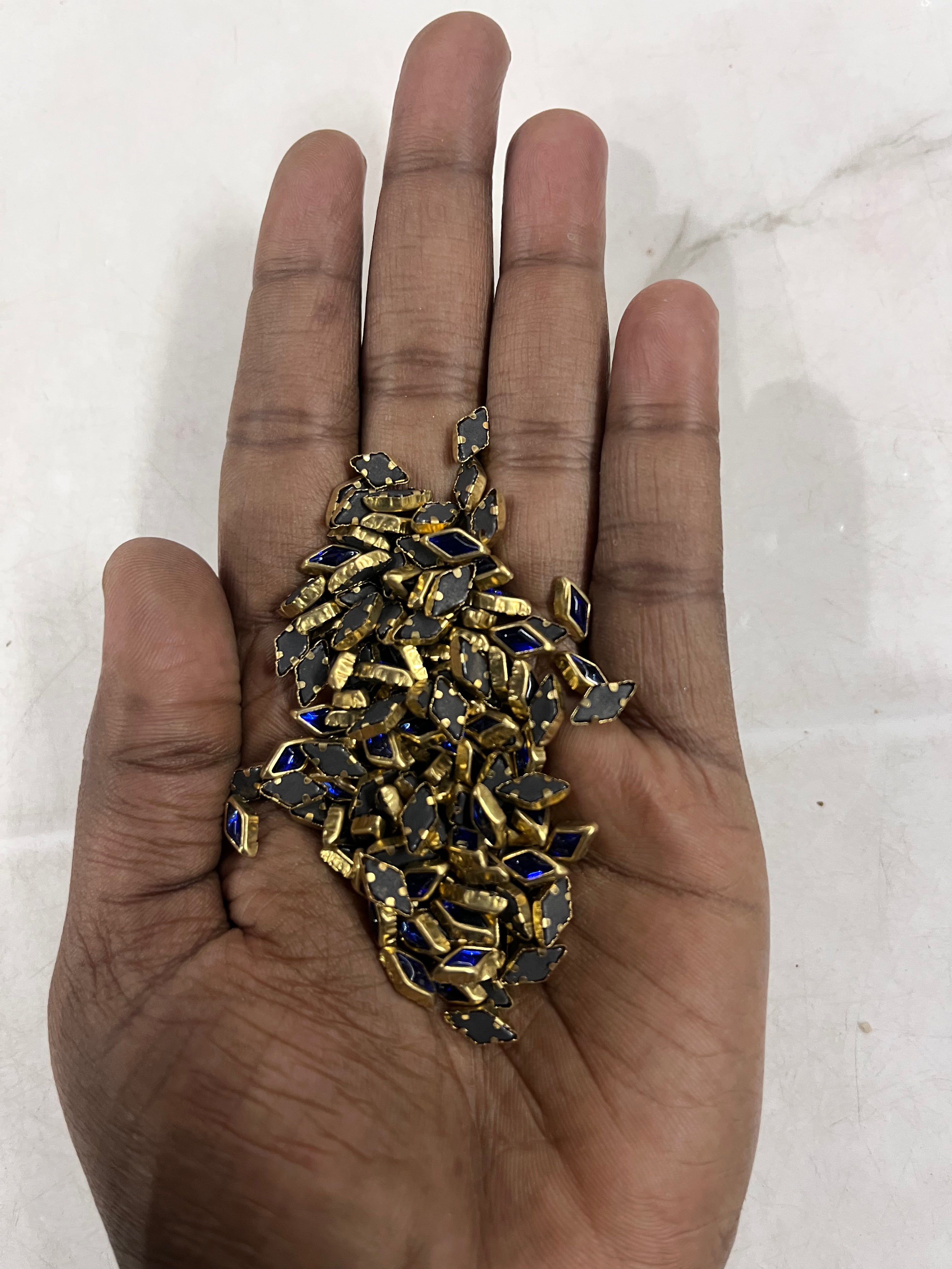 Diamond frame kundan stone 4mm 50g-1pack difference colours available -DFKN