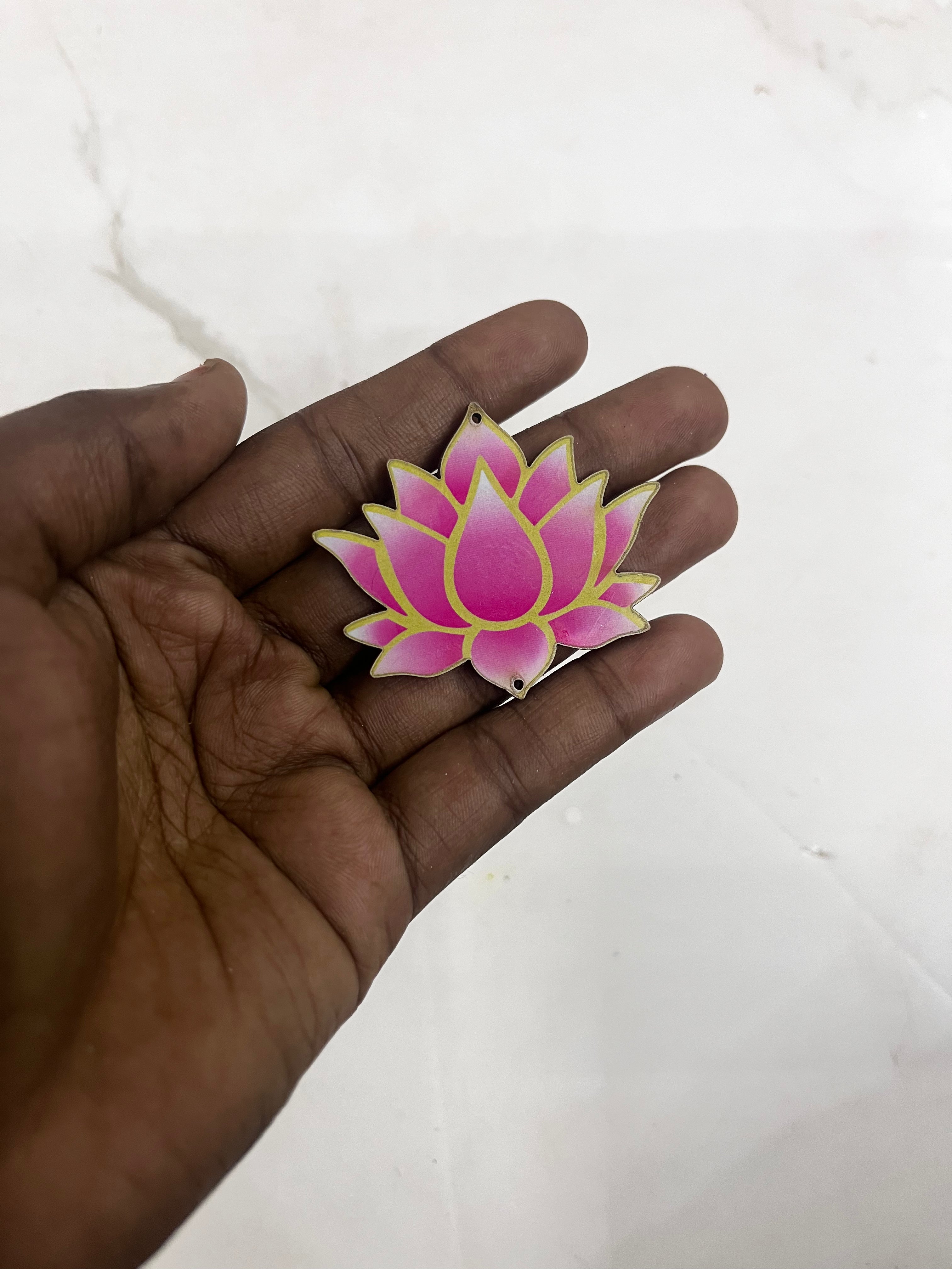 Lotus wooden cutout with hole 1.5inch 25piece pack