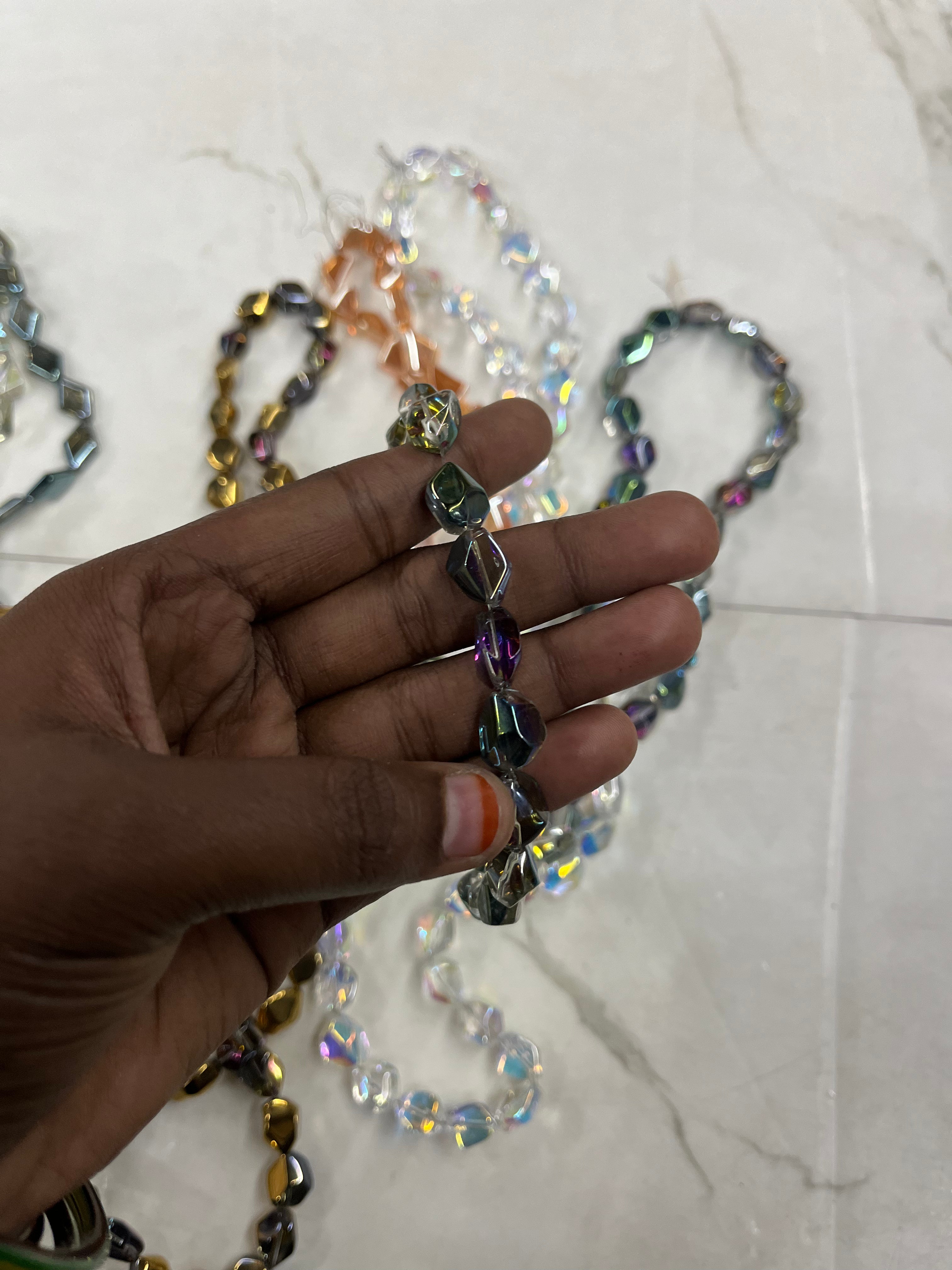 Helix crystal shining beads -difference shapes assorted colours 2pack