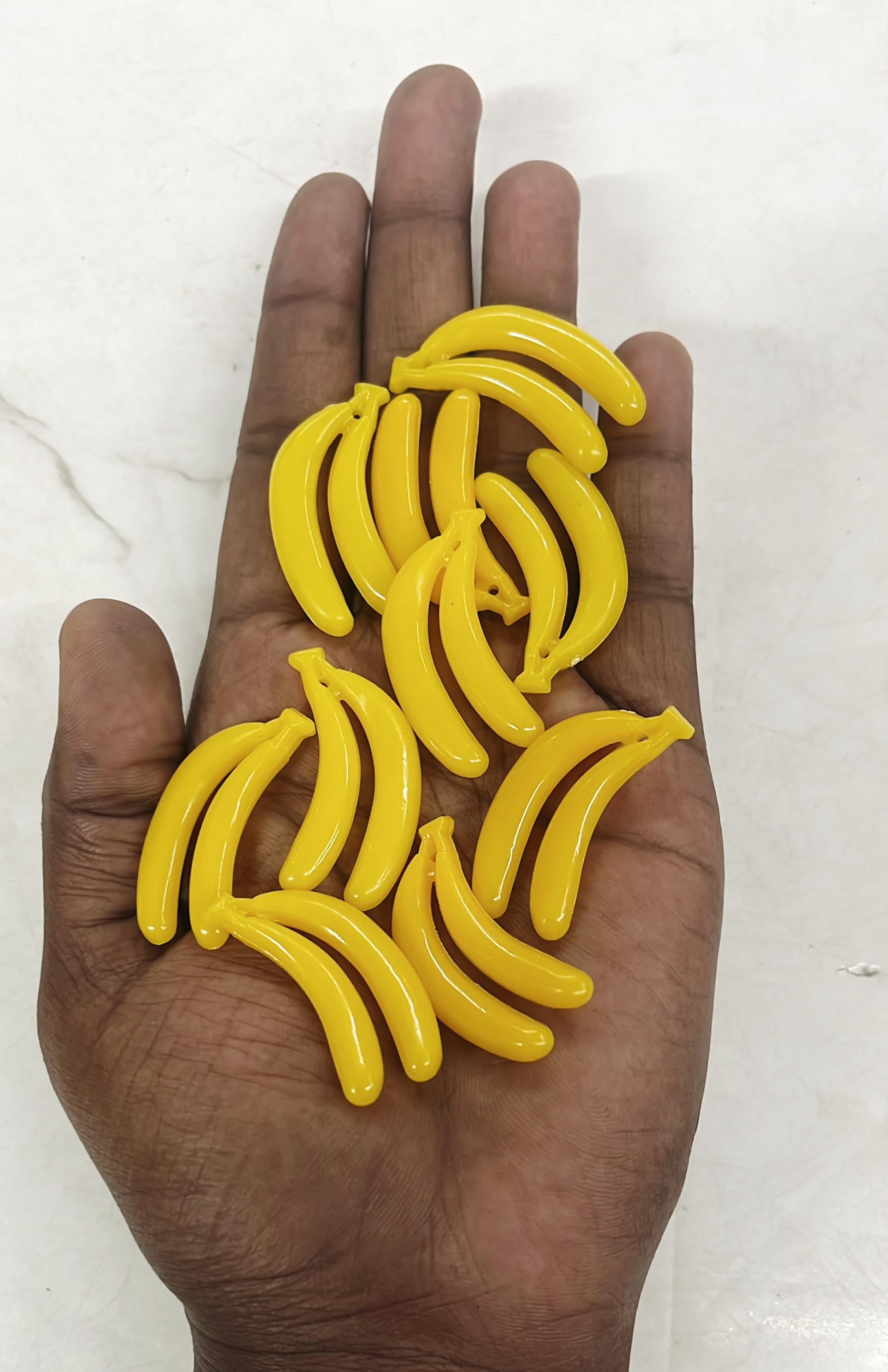 Plastic banana beads 20piece 1pack -CBA20