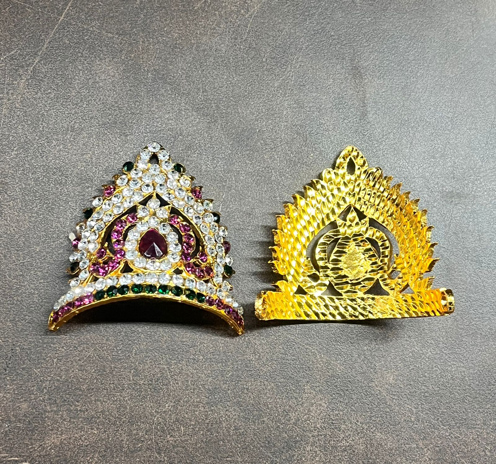 STONE GREEDAM HALF -GRMED(IN CM)-1 PIECE