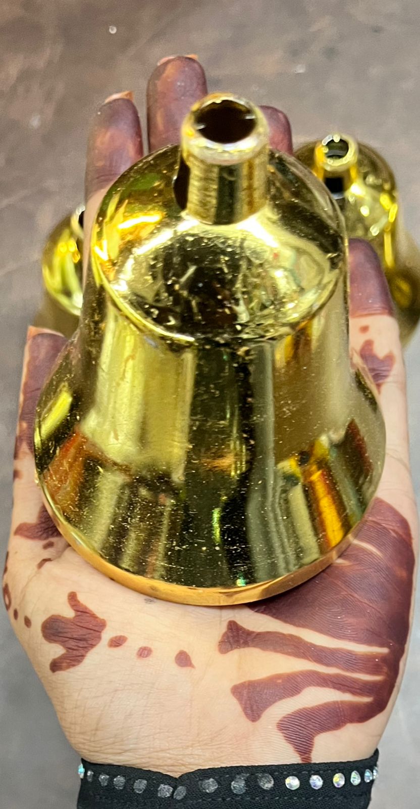 Gold Bell 3inch approx  5 PICES