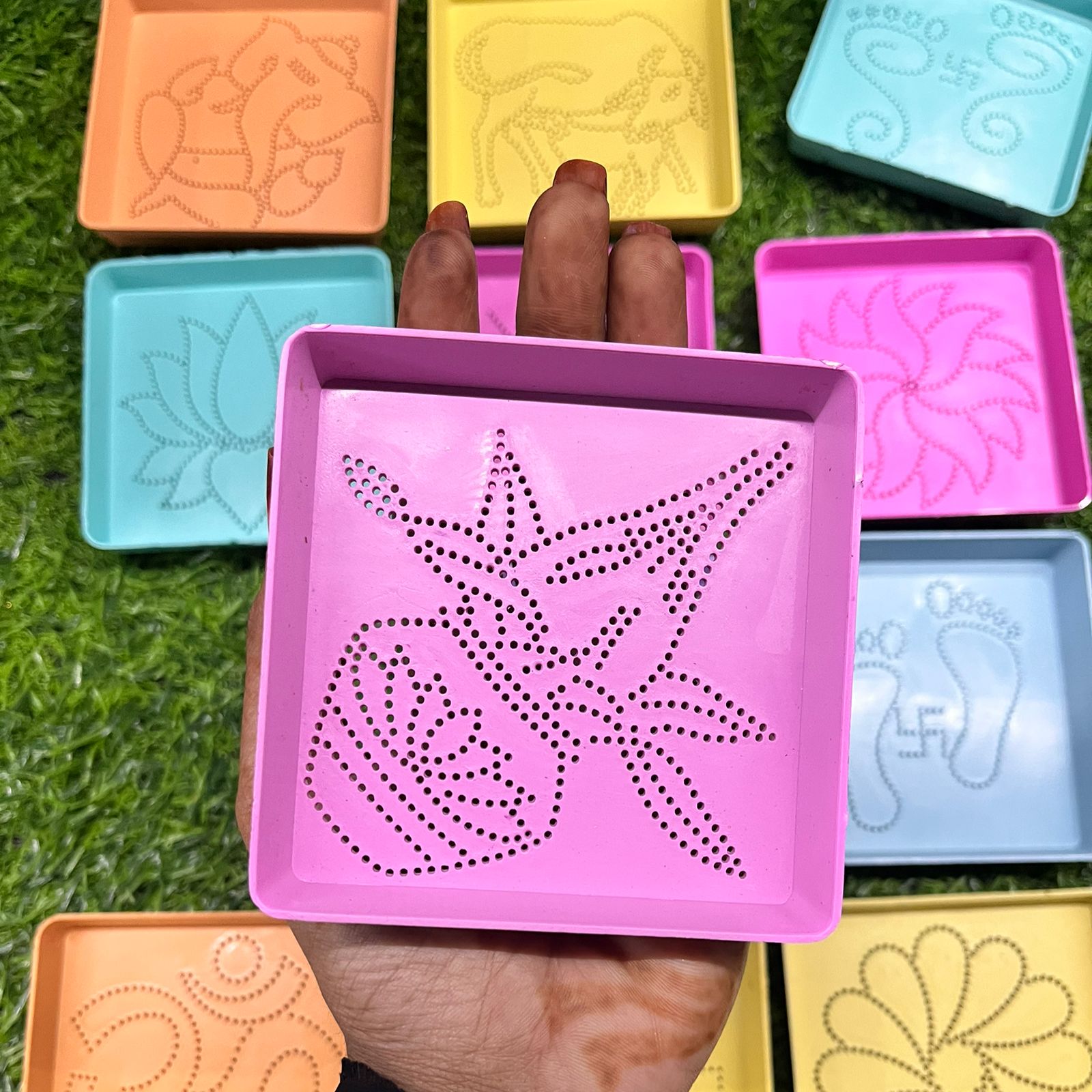 Kolam Achu Tray Set Of 12_KAT