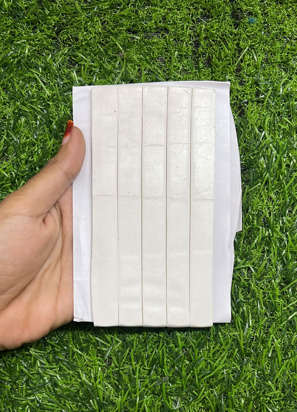 White tack gum 75 gram