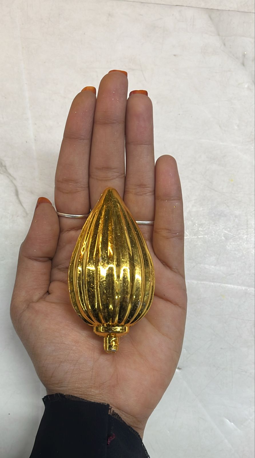 Ayralic golden coconut 1 piece