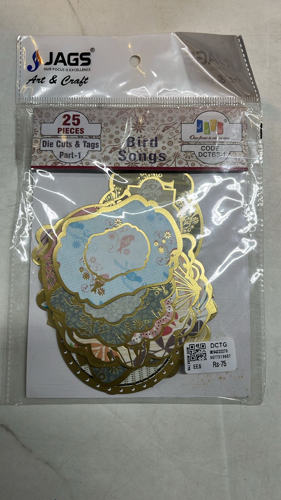 Die cut and tags -25 piece -DCTG