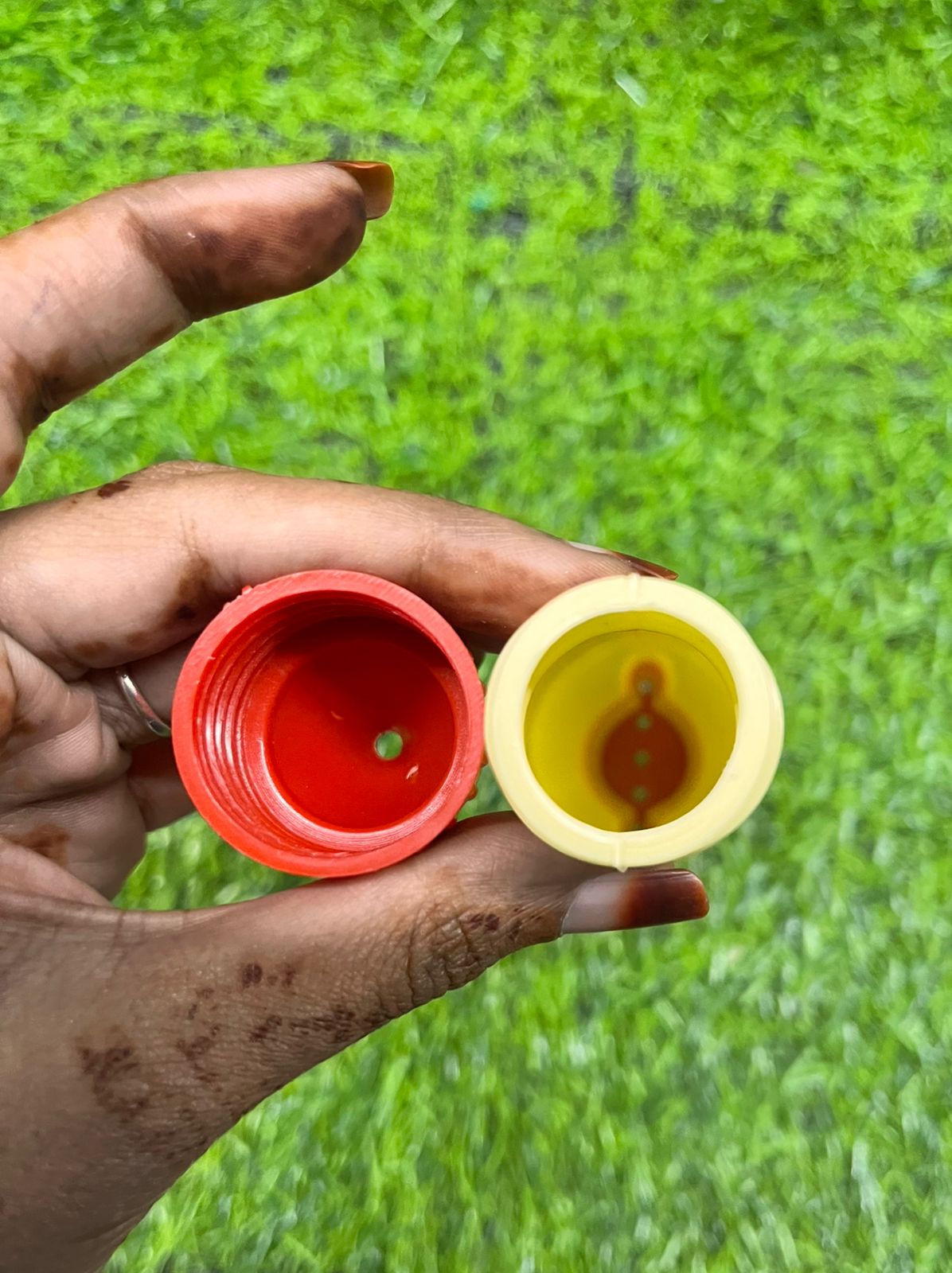 Rangoli pens with 5 hole-1 long and 1 flat pens- total 2 piece