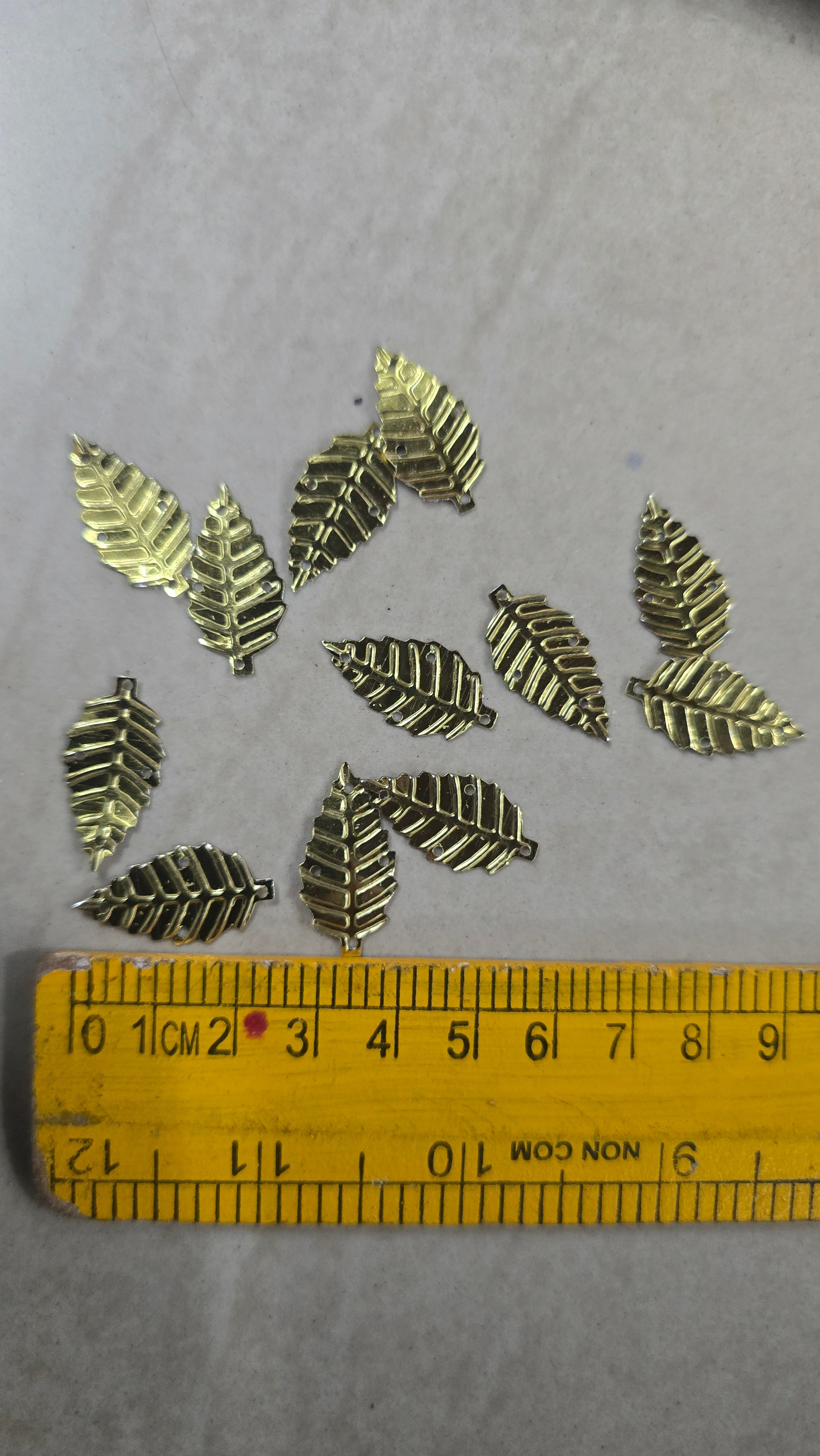 gold leaf sequence 555 -1pack- 100g