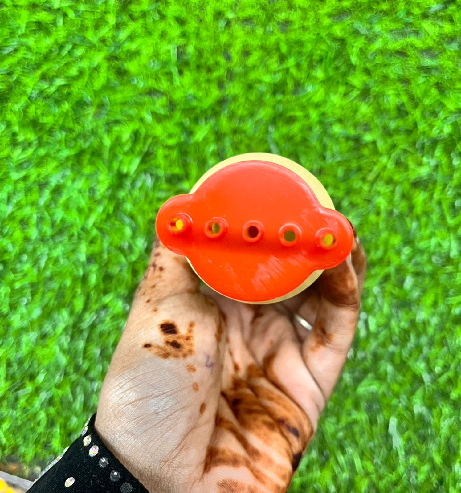 Rangoli pens with 5 hole-1 long and 1 flat pens- total 2 piece