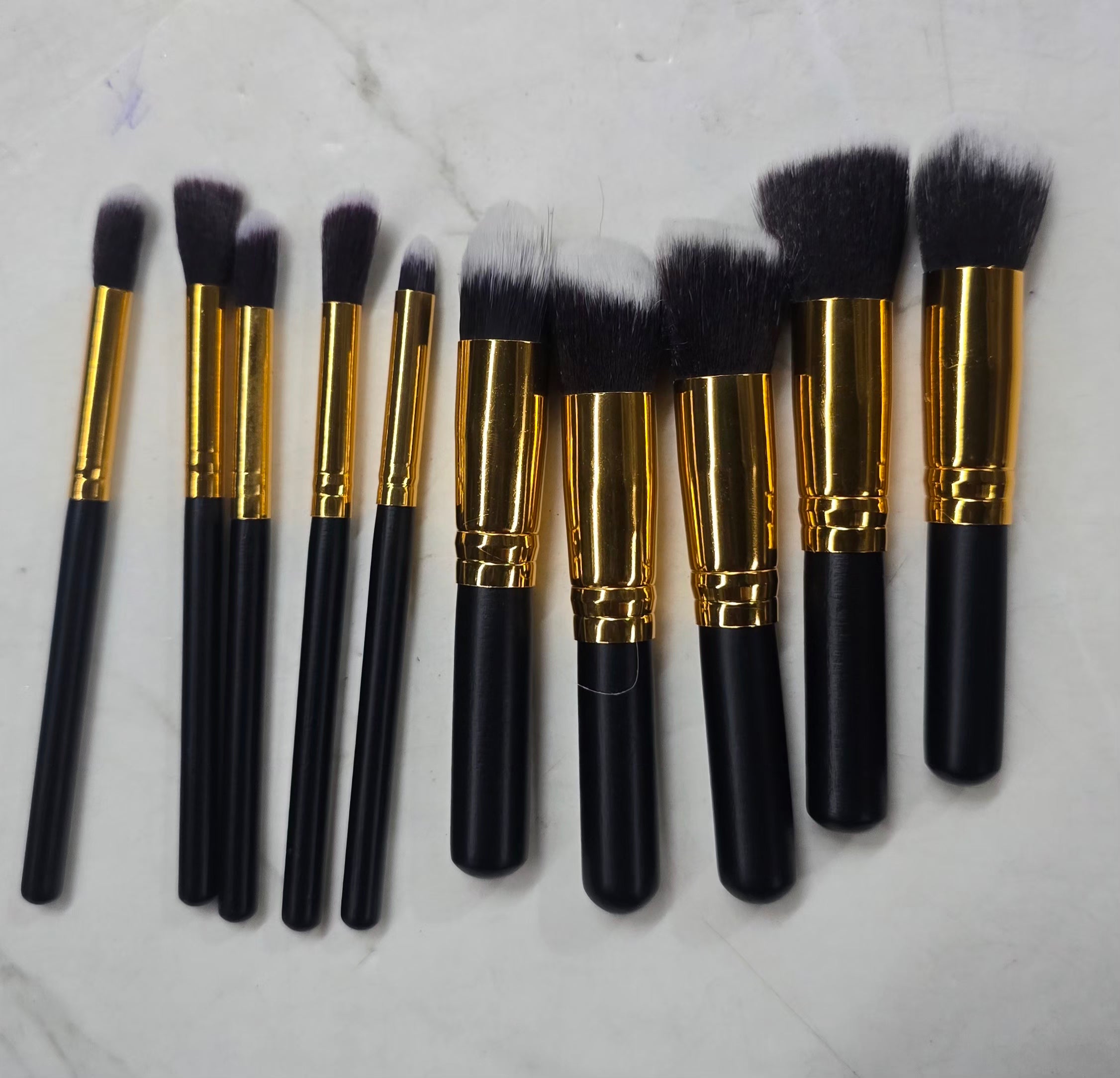 Pencil sketching brush set