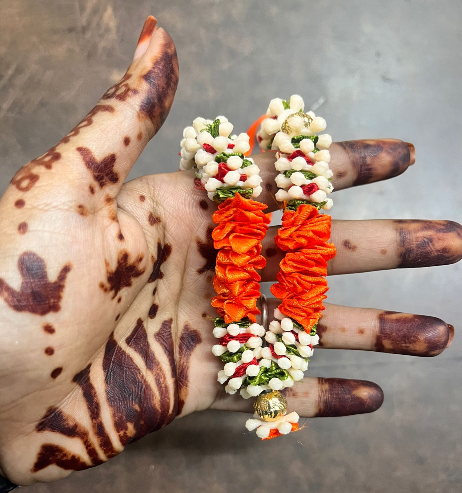 Doll garland maalai 8 inch assorted 1 color