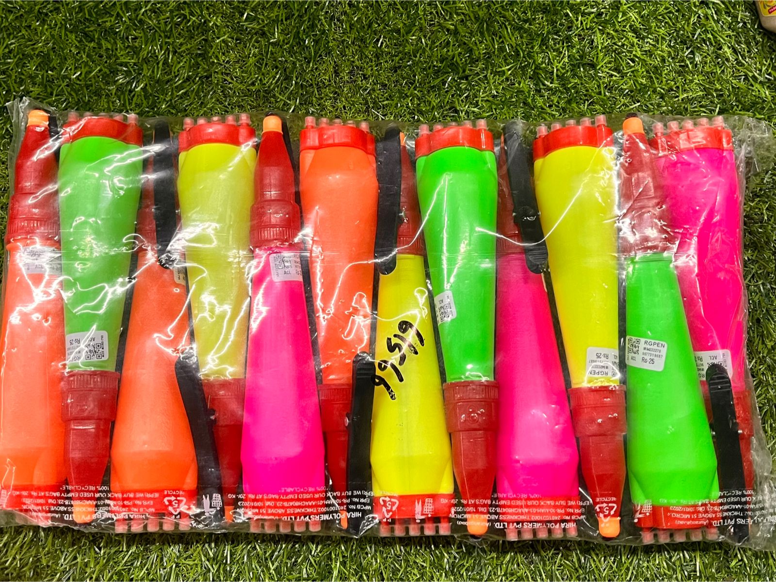 Rangoli pens with 5 hole-1 long and 1 flat pens- total 2 piece