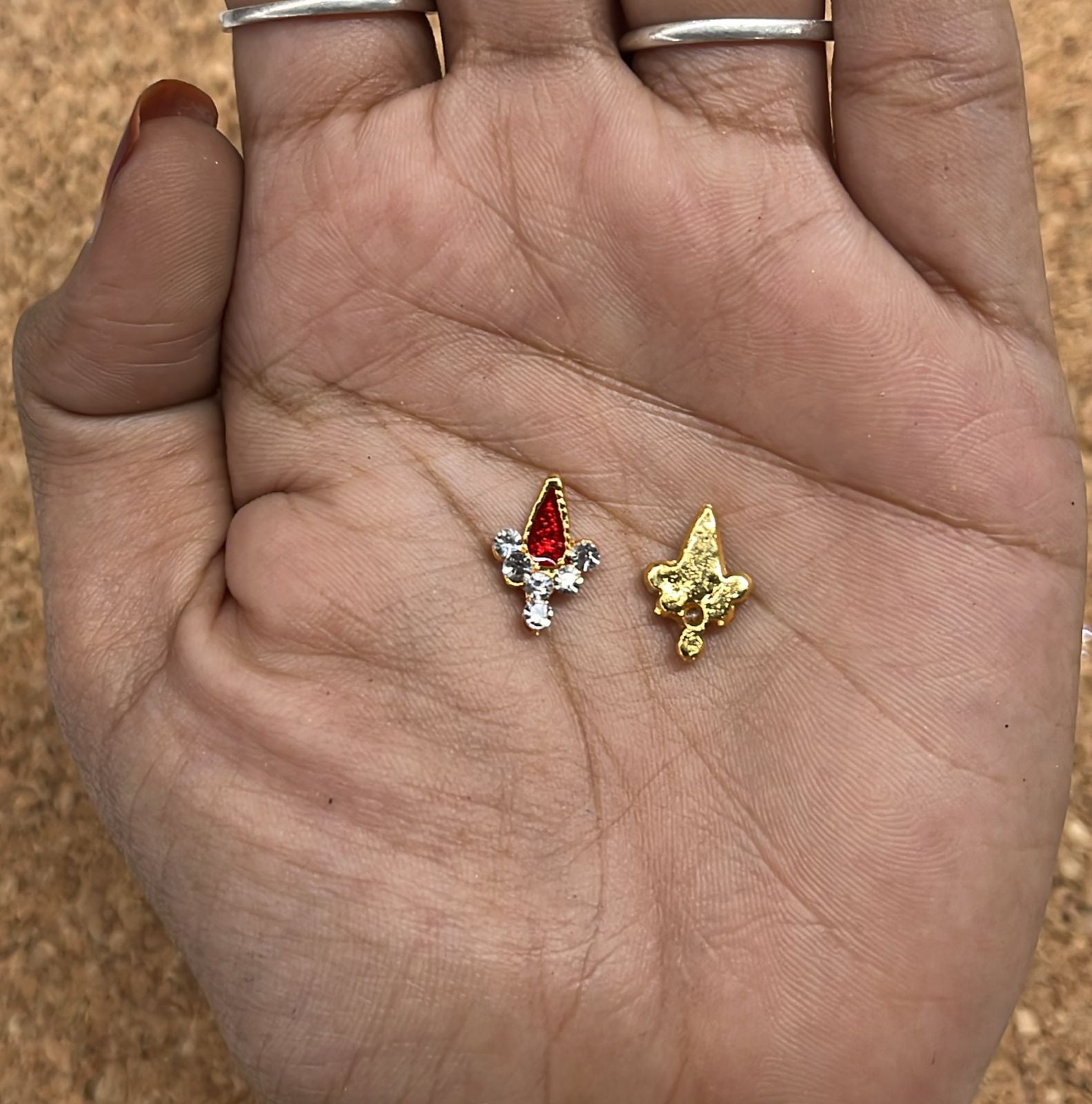 Thilakam pottu medium one piece -THILAKAM