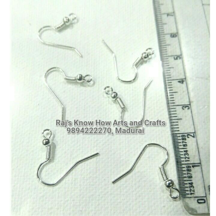Fish Ear Hooks Large-25g in a pack